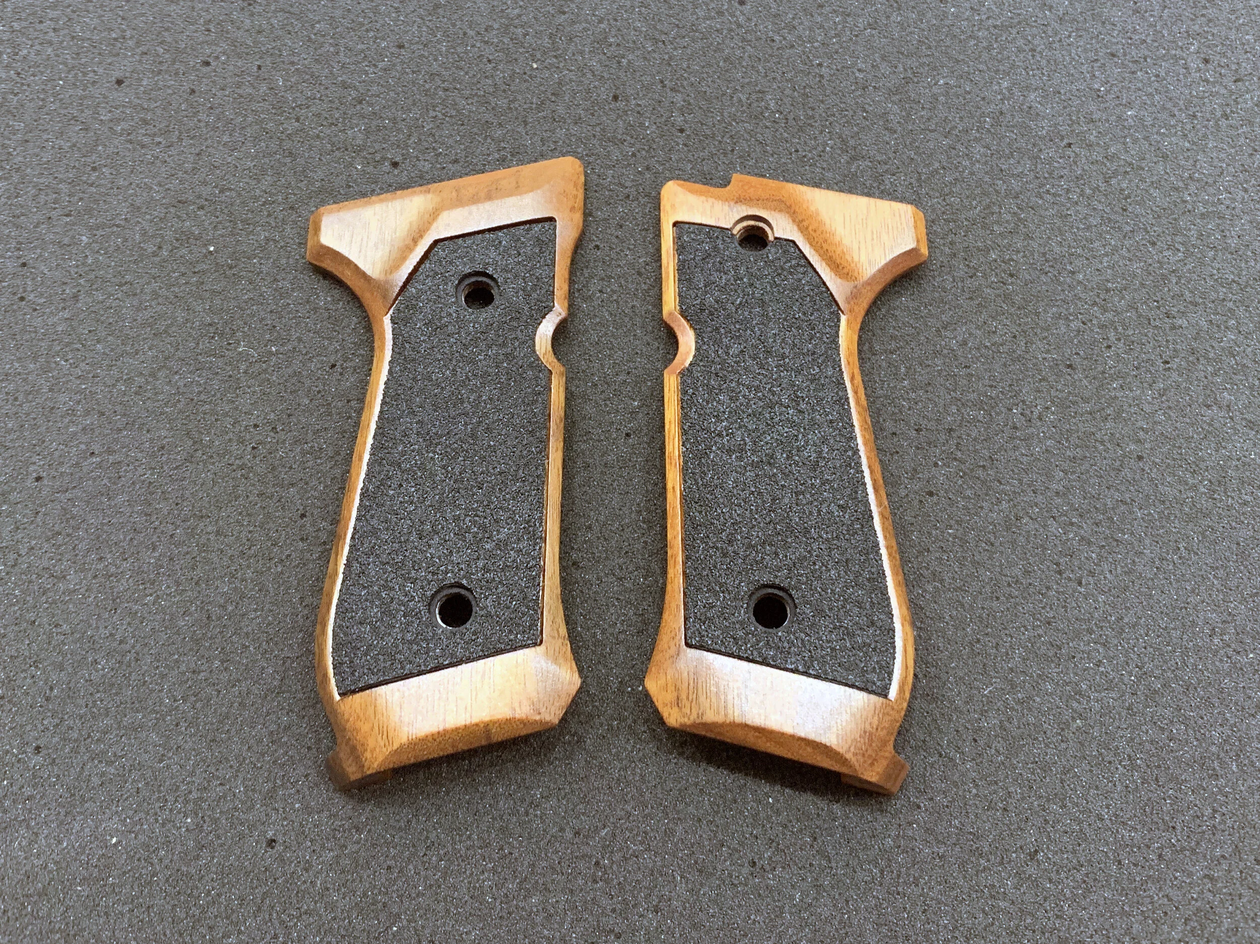 S.E. Wood Grips — COLLECTOR DESIGN WERKS