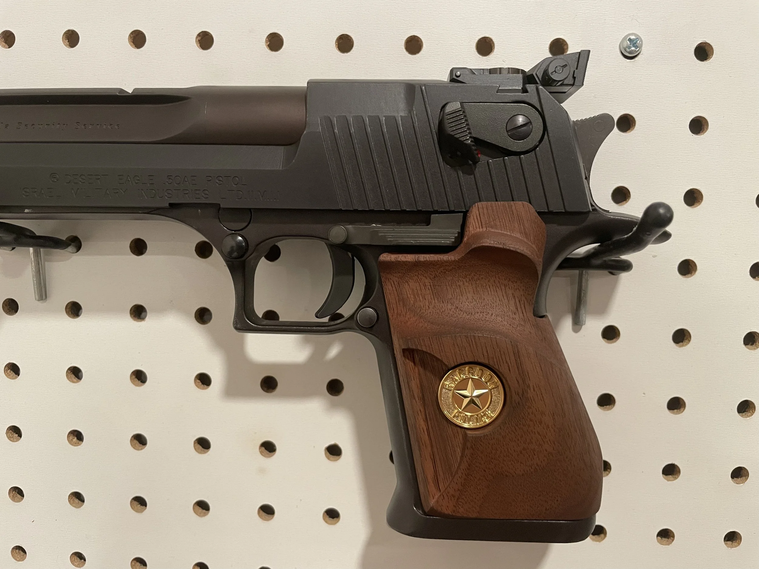 DESERT EAGLE .50AE 10" (RE2) — COLLECTOR DESIGN WERKS