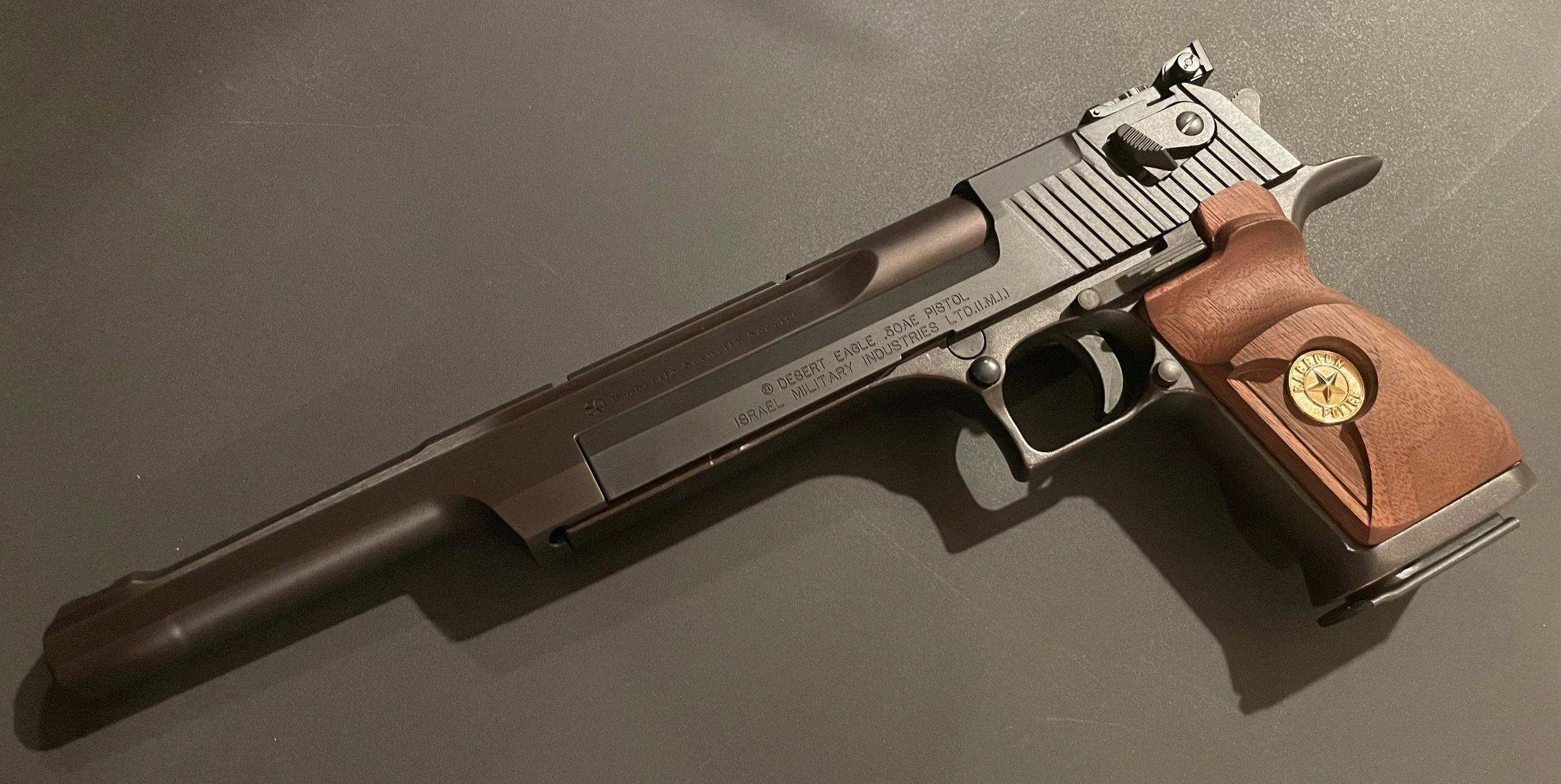 DESERT EAGLE .50AE 10" (RE2) — COLLECTOR DESIGN WERKS