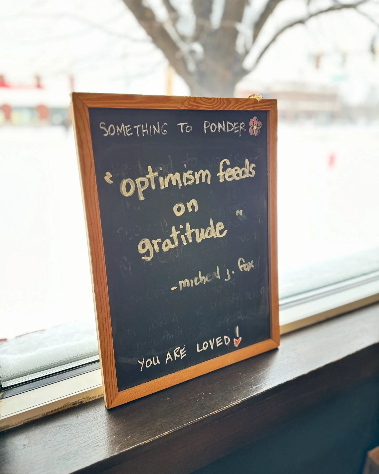 Optimism feeds on gratitude, and is the fuel for healing. It can make all the difference! 

🤗 What are you grateful for today? 

(PS: who doesn&rsquo;t love Michael J. Fox @michaeljfoxorg @realmikejfox !)

#grattitude #optimism #hope #mondaymotivati