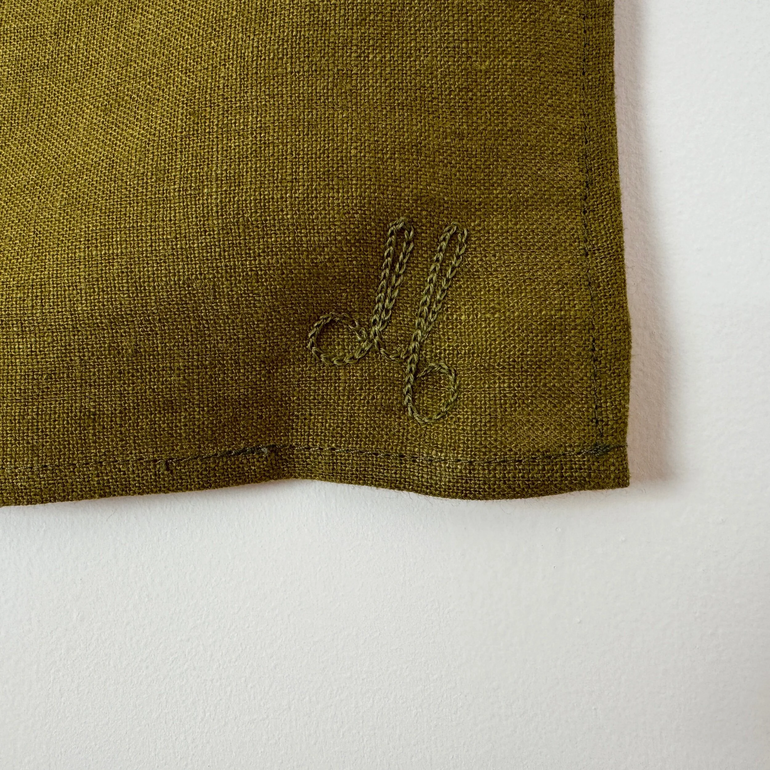 EB2BA483-589F-4FBE-B4B0-70FF0D36A64F