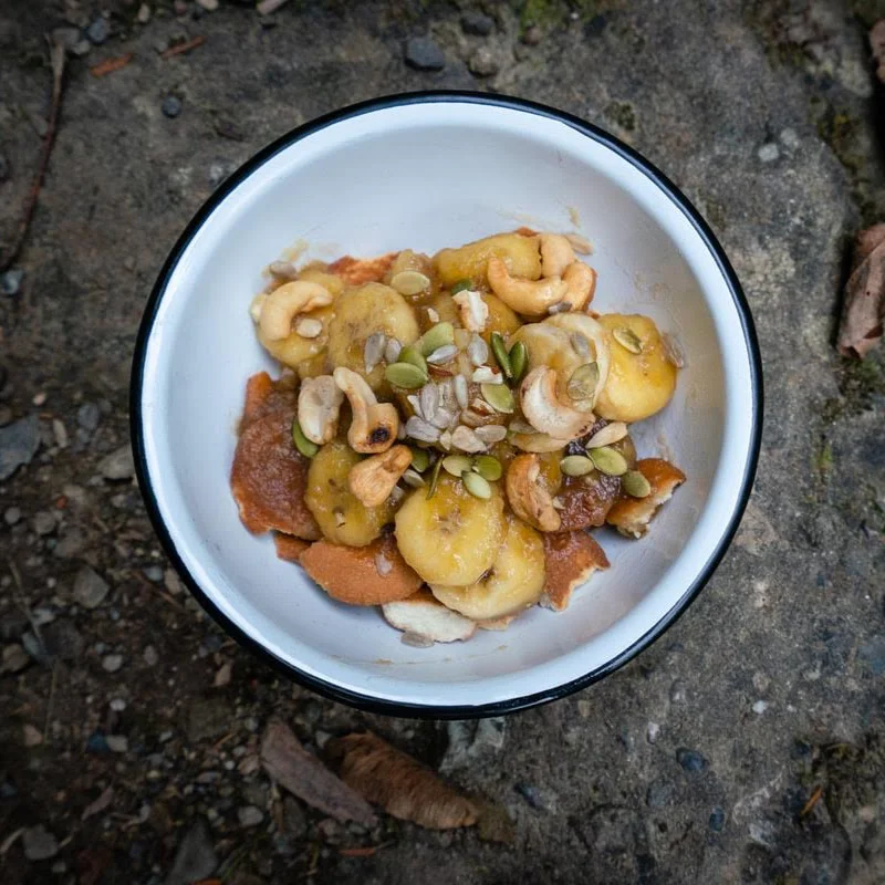 CARAMELIZED BANANA NILLA WAFER BOWL