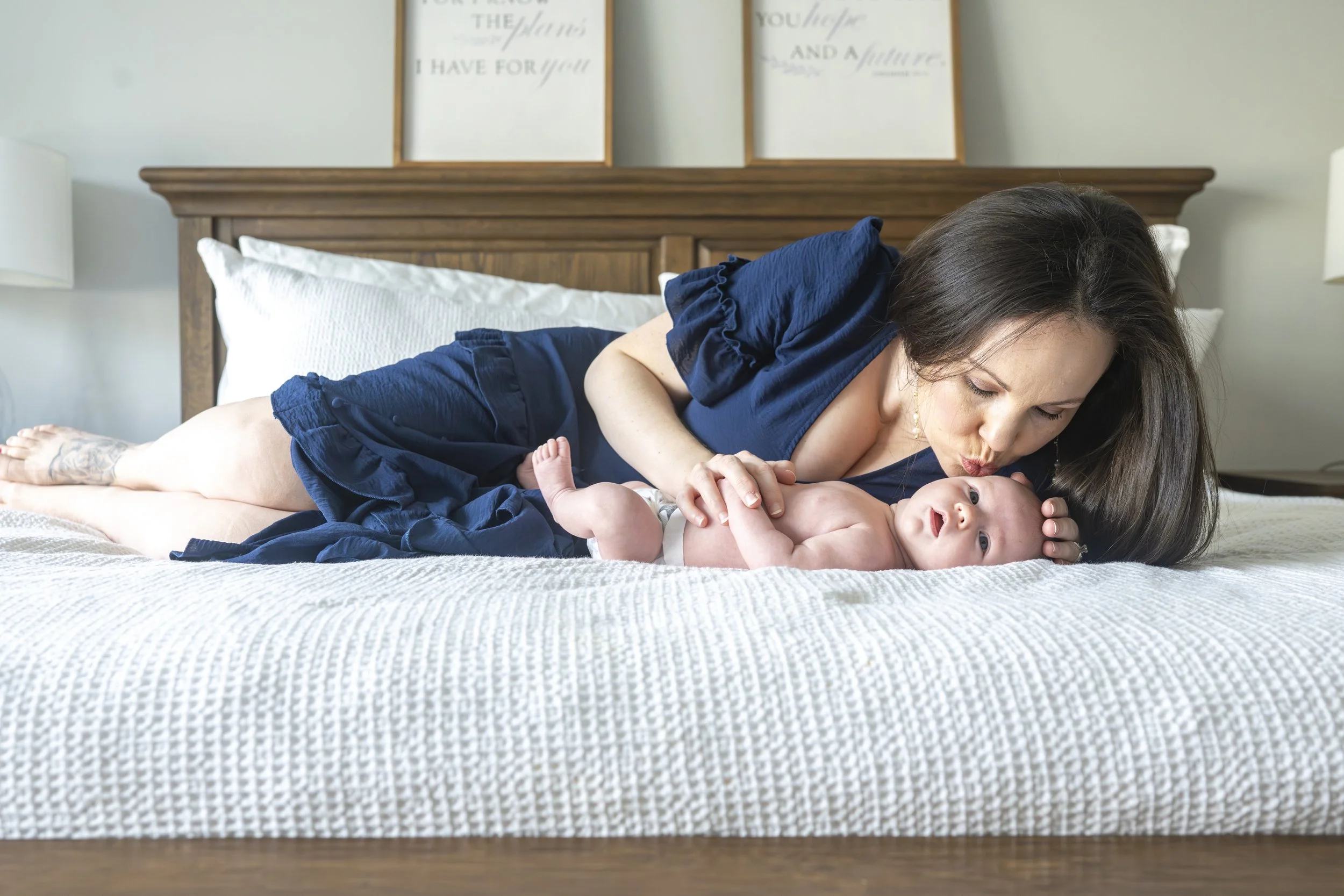 natural newborn photos at home Birmingham AL