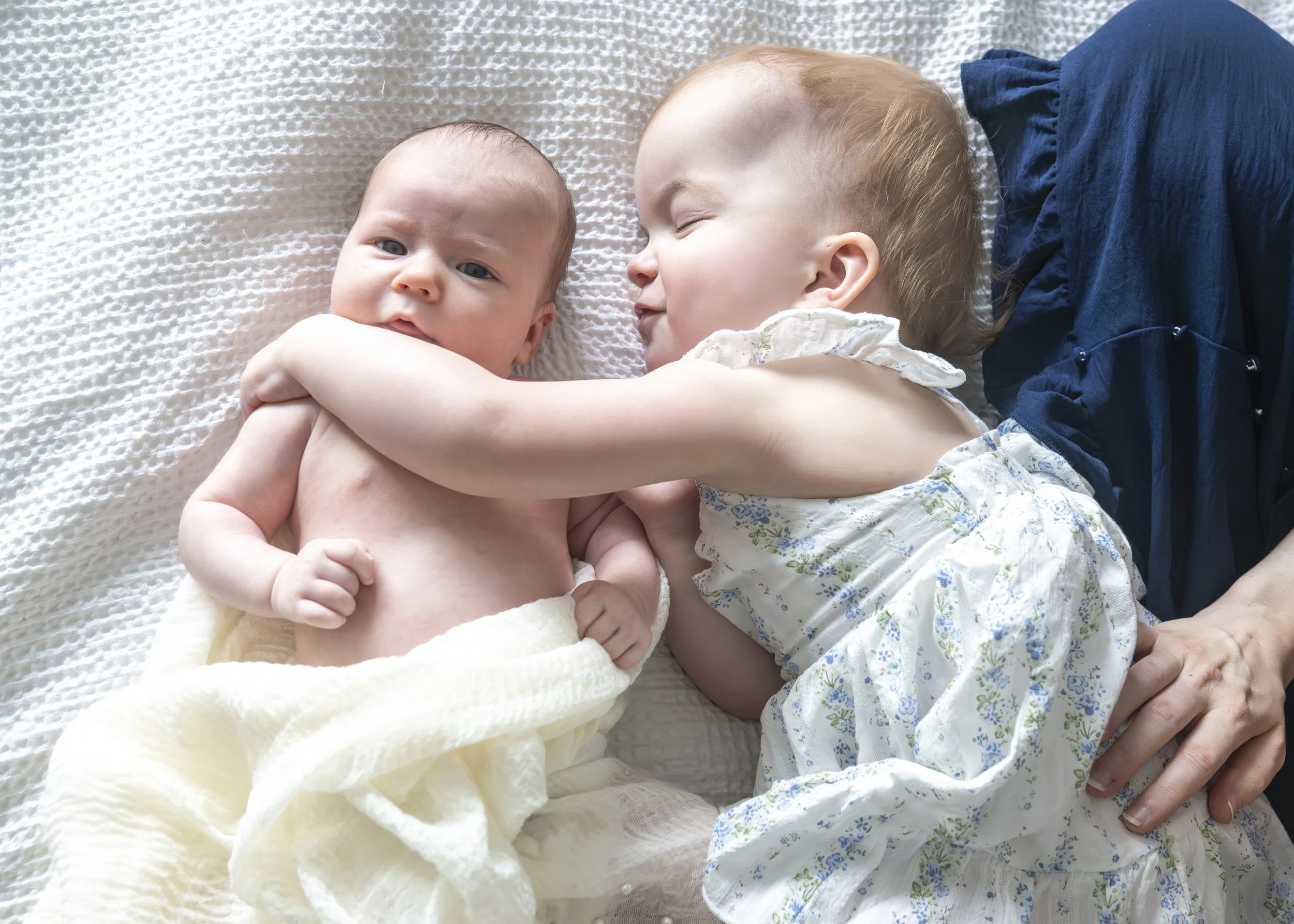 newborn session with toddler sibling Birmingham