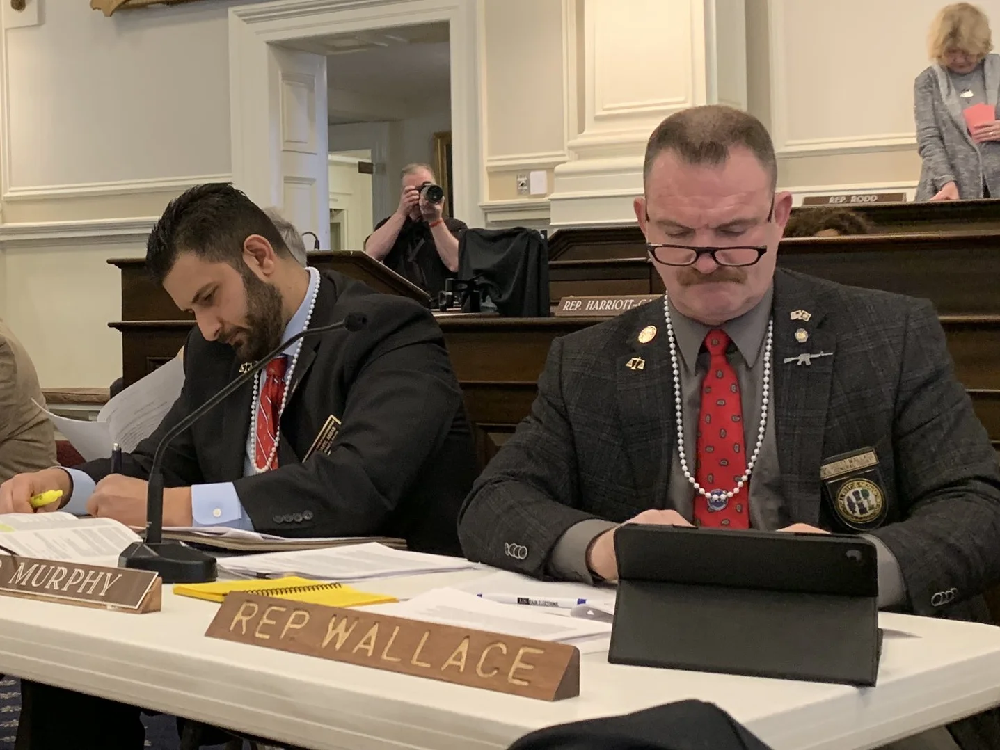 Pearls, Symbols and Citizens