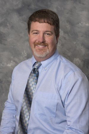 General Surgery Physician Brenner Dixon, M.D., Joins Stormont Vail Health
