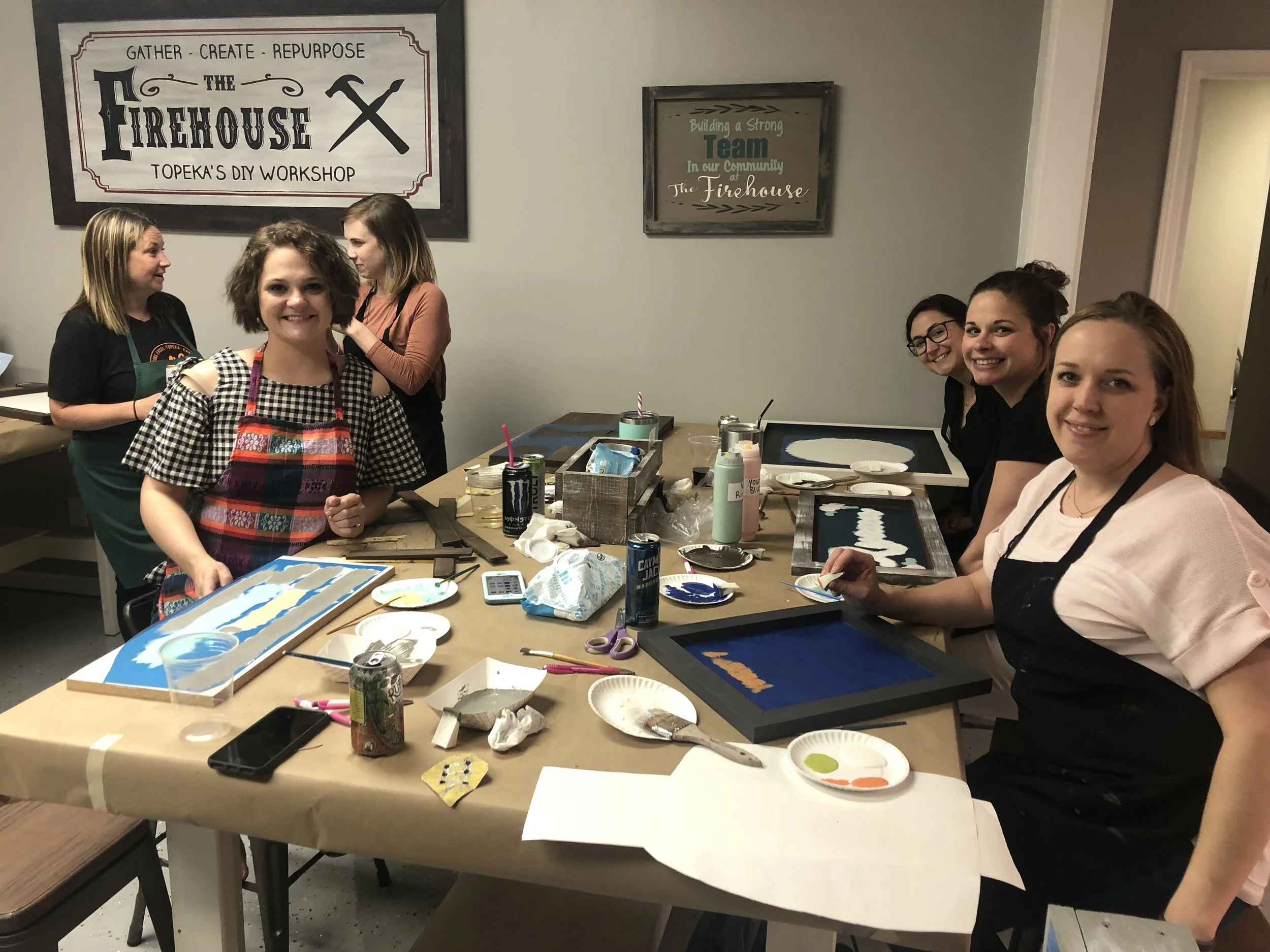Connecting people through creativity.