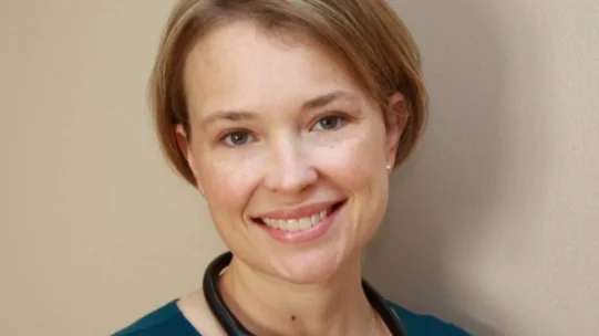 Entrepreneur Award  |  Dr. Jennifer Harader