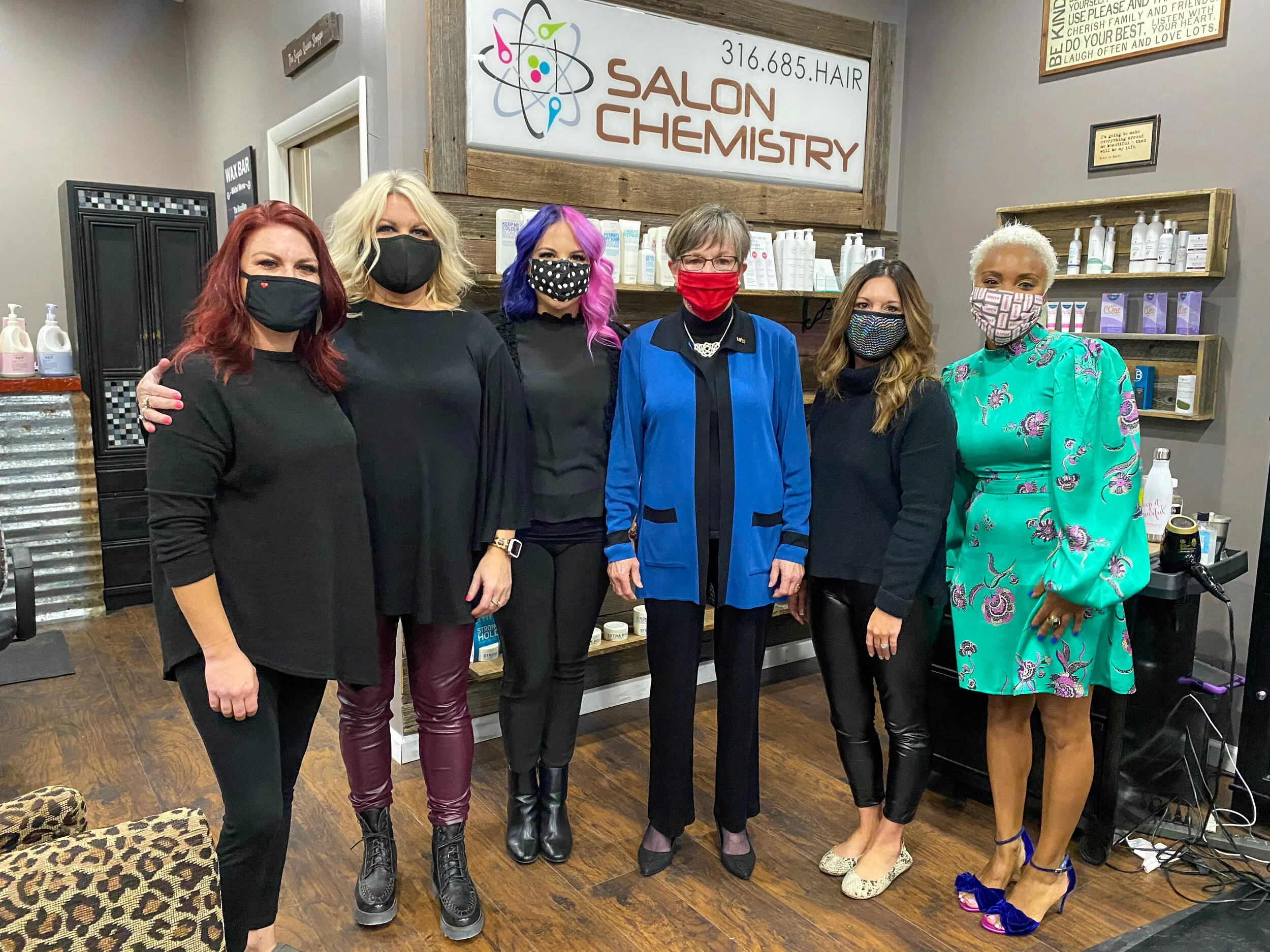 Governor Laura Kelly Visits Woman-Owned Business, Signs Proclamation for National Business Women’s Week