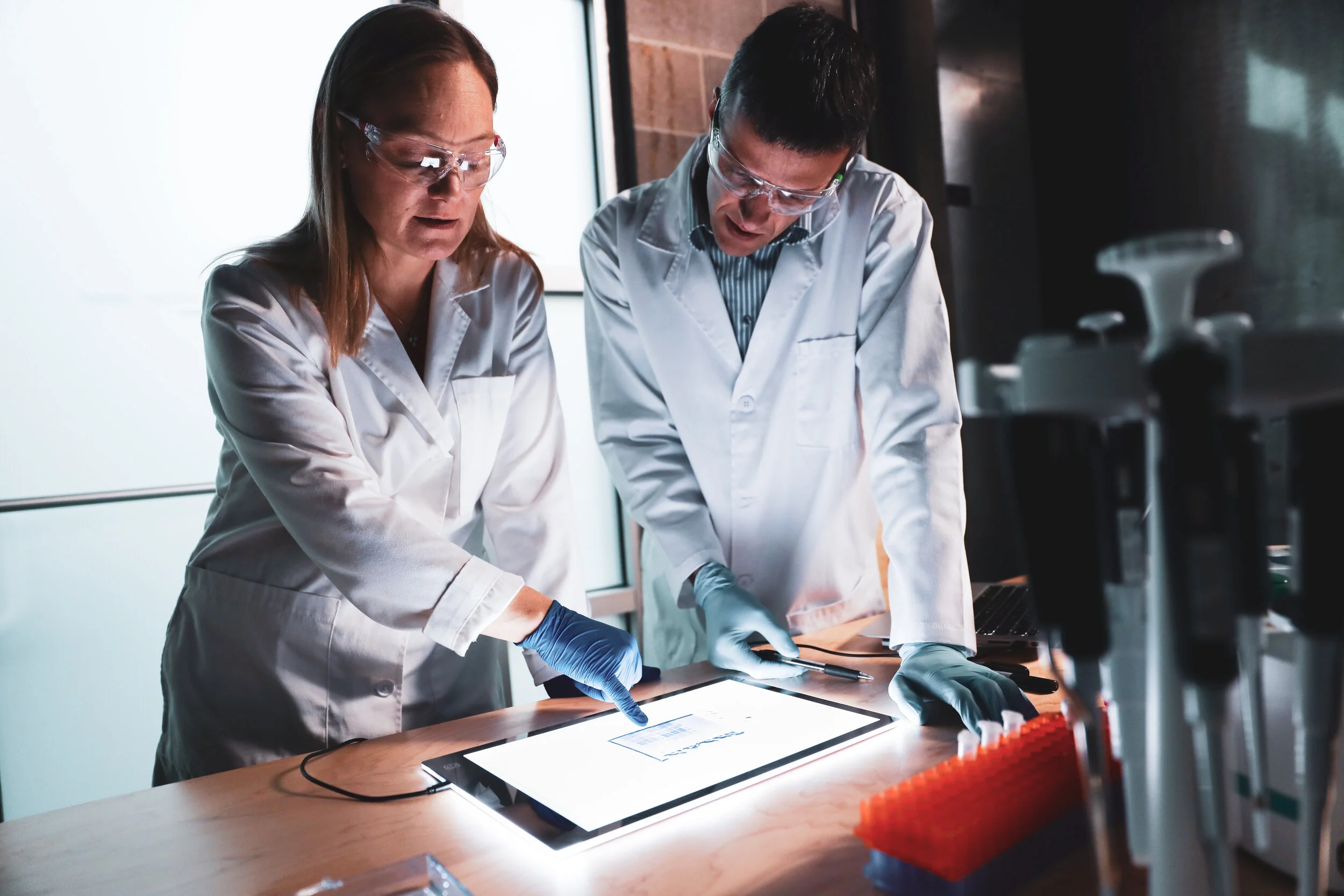 Luis_Pernilla_Lab PHOTO SUBMITTED.jpg