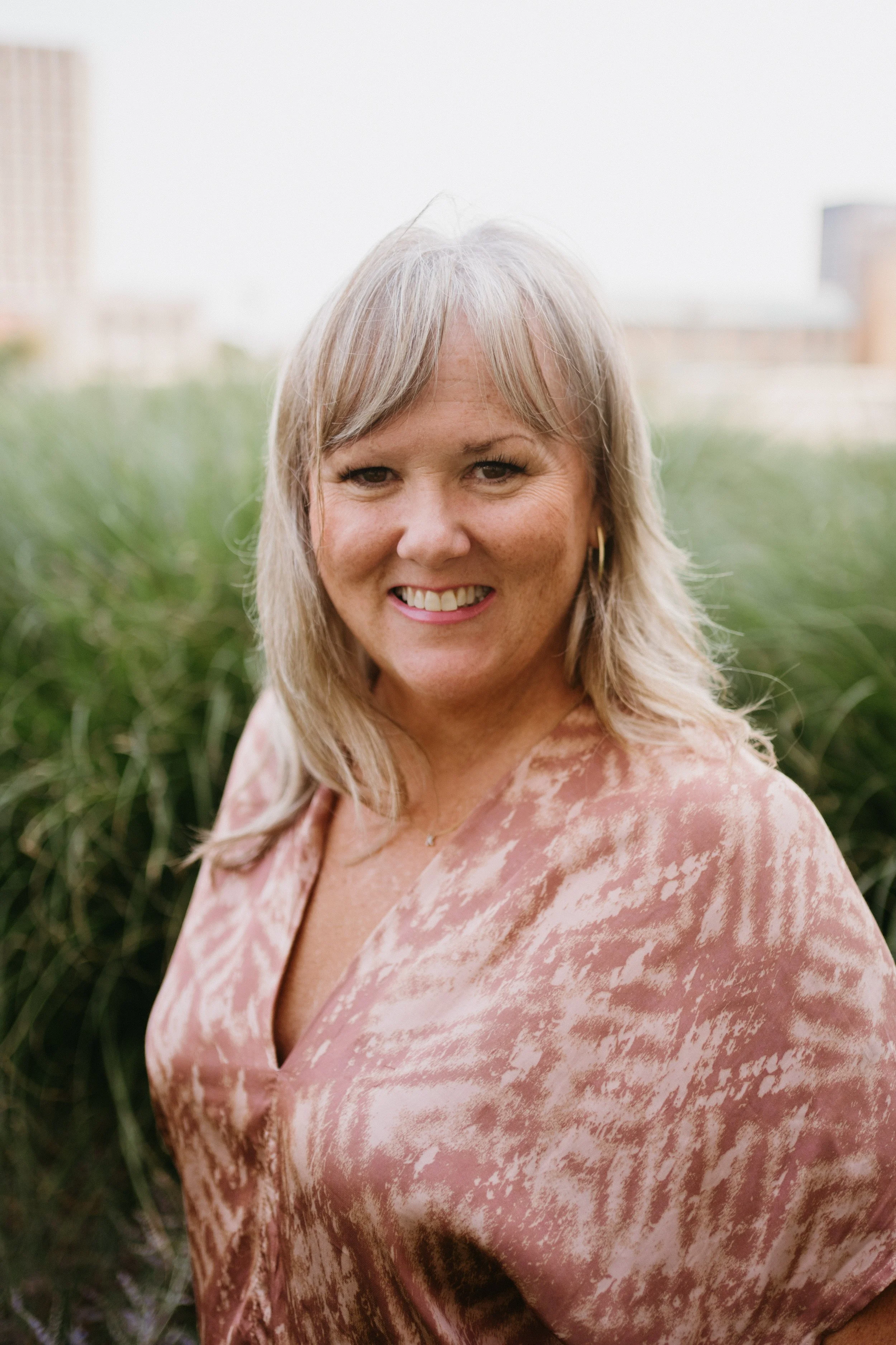 Emeritus Award Honoree | Kak Eli-Schneider