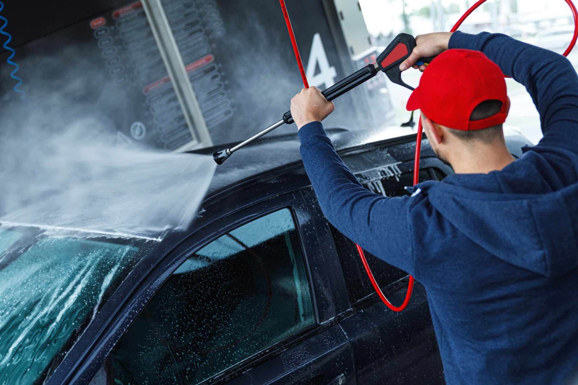 Eagle Auto Wash &amp; Detailing Salon Announces Veteran's Day Specials 