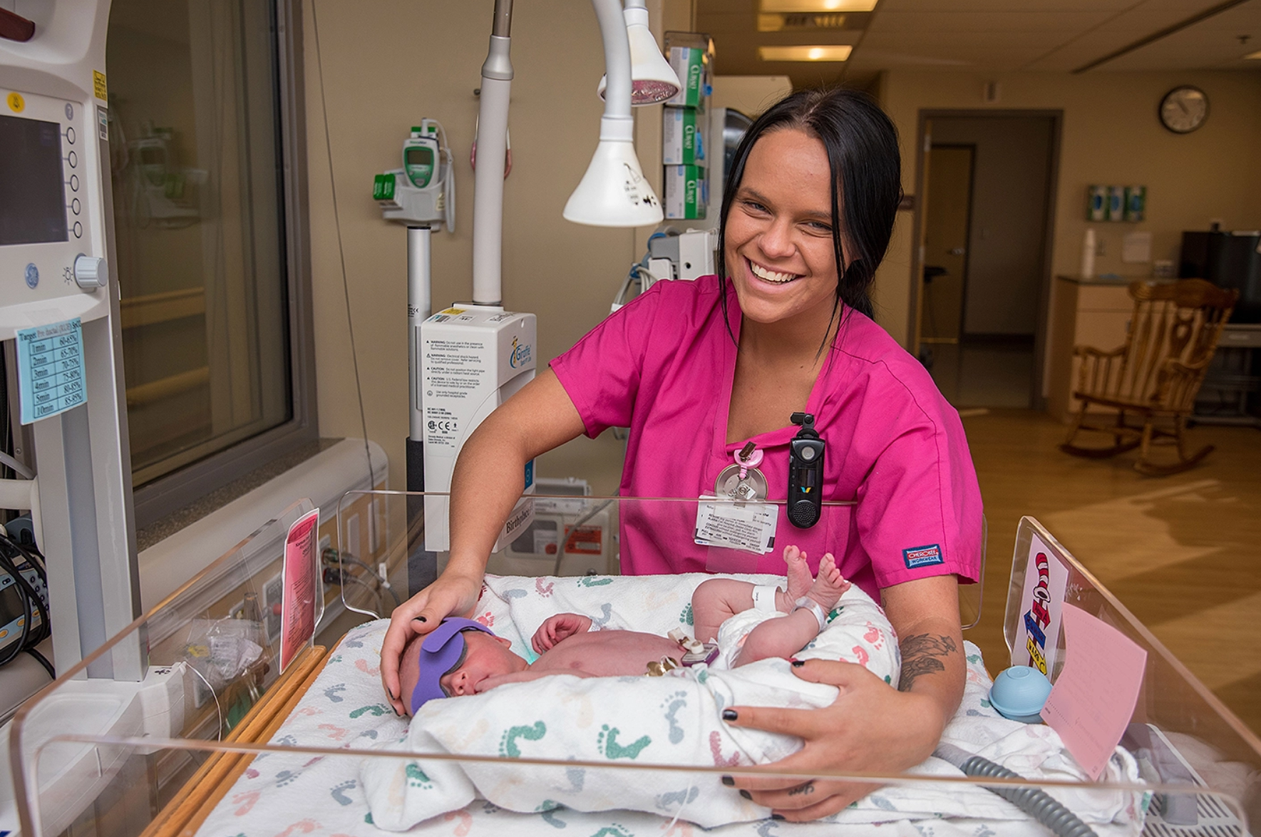 Stormont Vail Receives High 5 for Mom &amp; Baby Premier Recognition