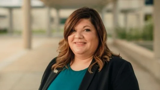 20 Under 40 | JULIE PHILLIPS