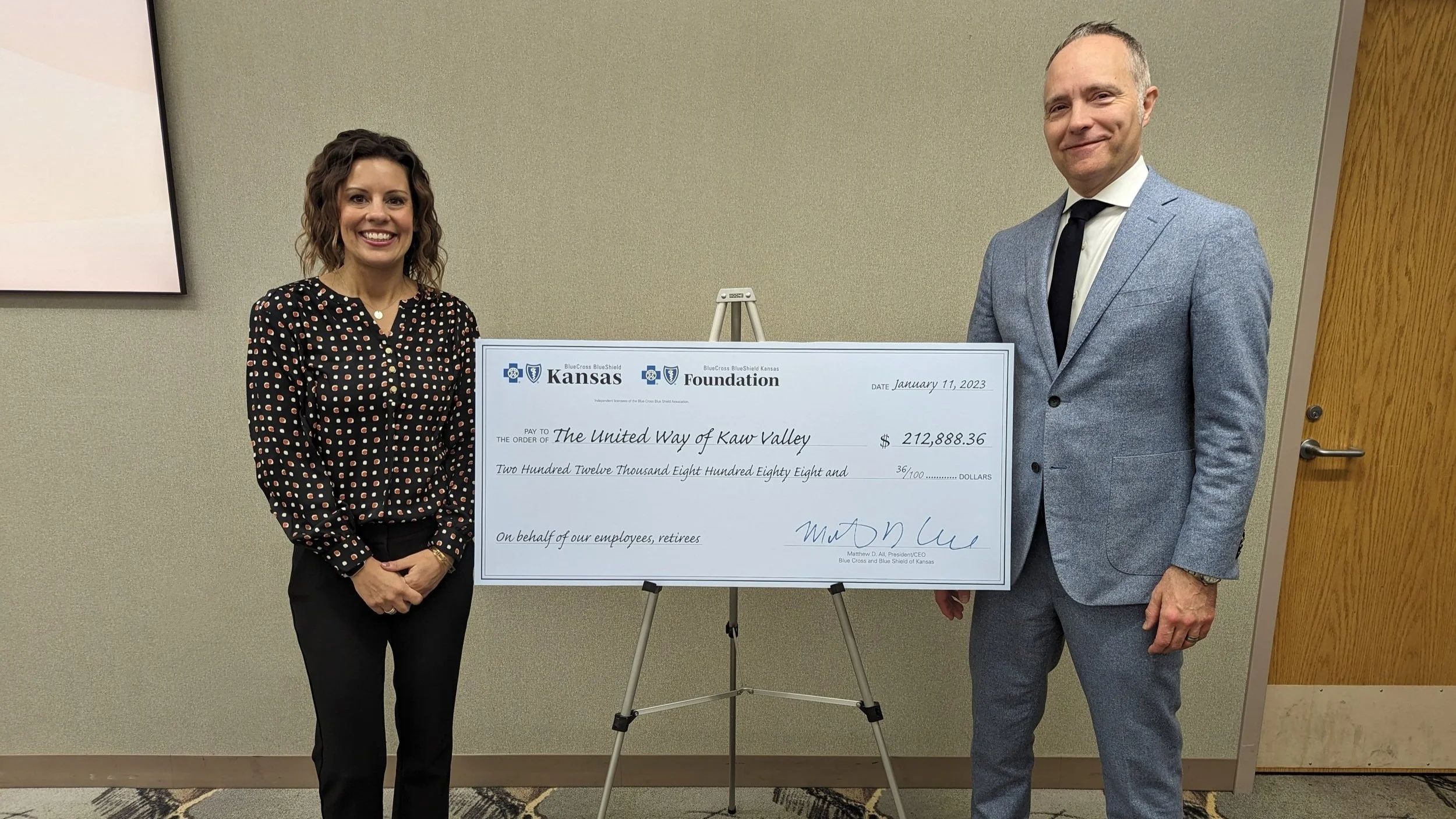 BCBSKS Employees, Foundation Give $269,767 To United Way Campaigns 