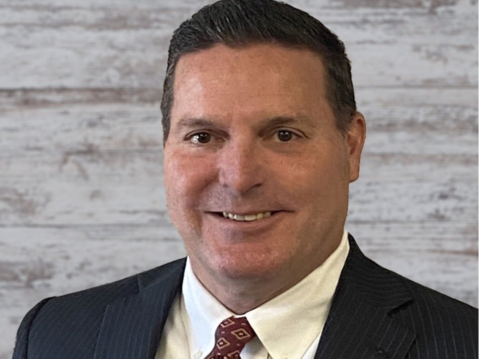 Silver Lake Bank opens new Overland Park loan production office with a Feb. 1 ribbon cutting