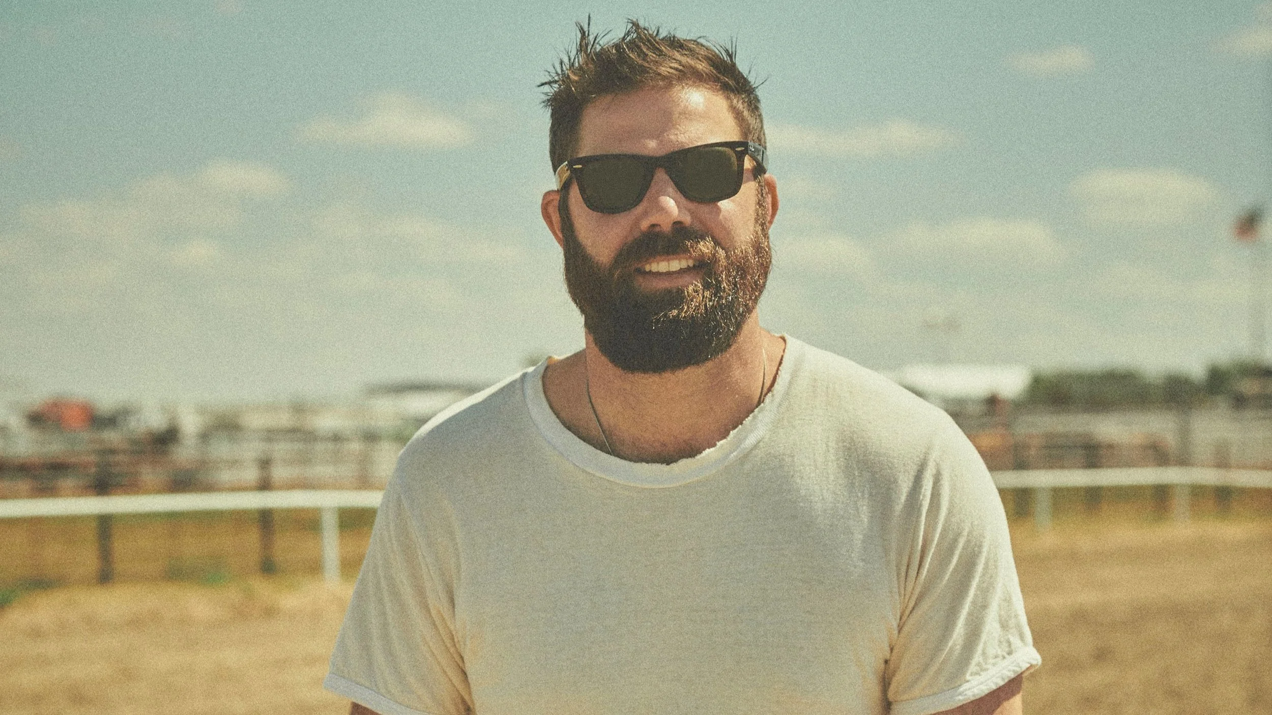 Country Artist Jordan Davis is Coming to Prairie Band Casino &amp; Resort!