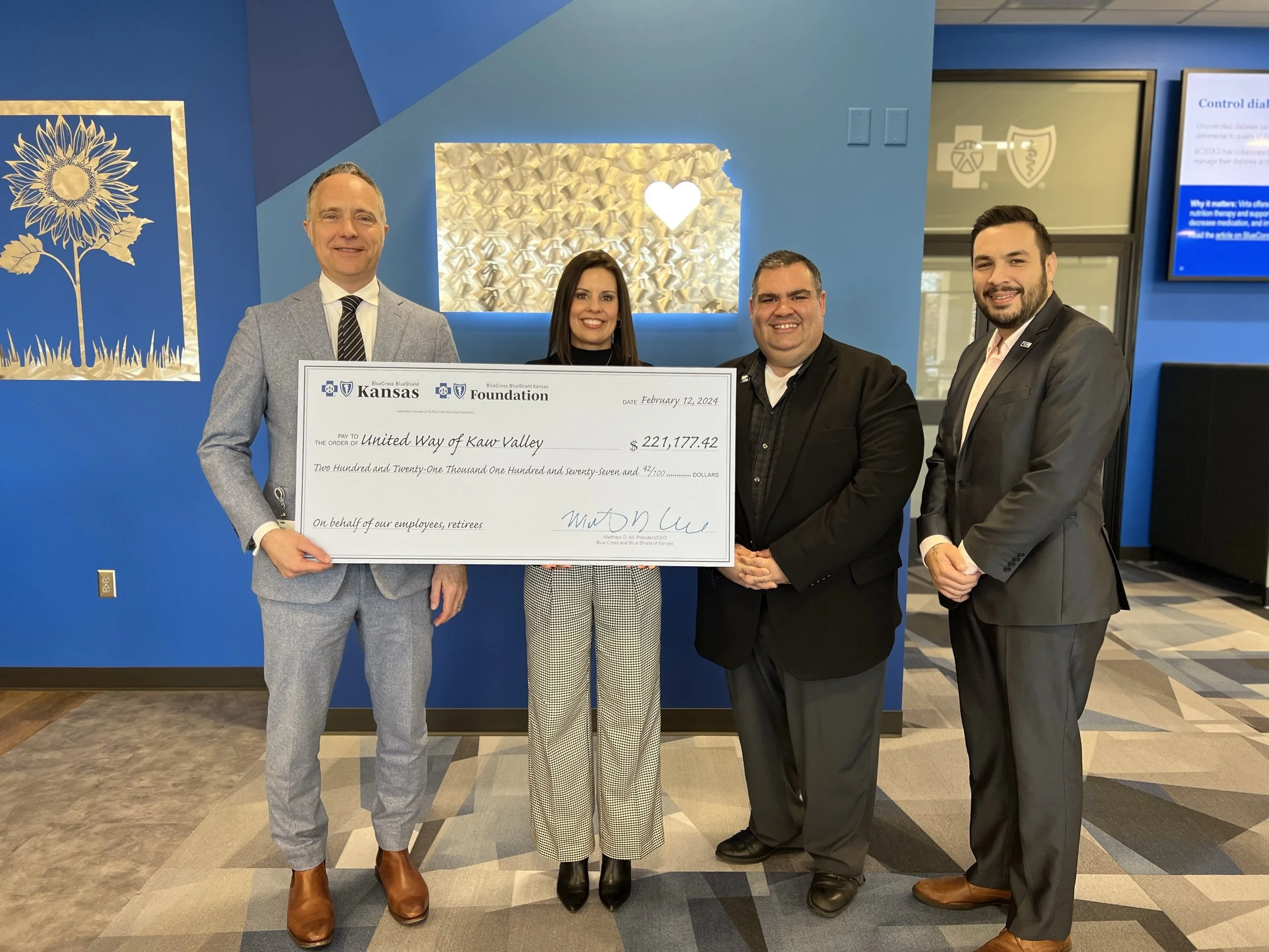 Blue Cross and Blue Shield of Kansas Employees, Foundation give $272k to United Way Campaigns Across the State   