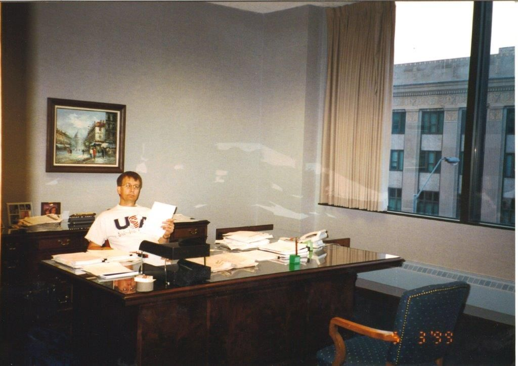 Screenshot 2024-02-24 at 15-36-44 Mark_in_new_office#2.jpg.png