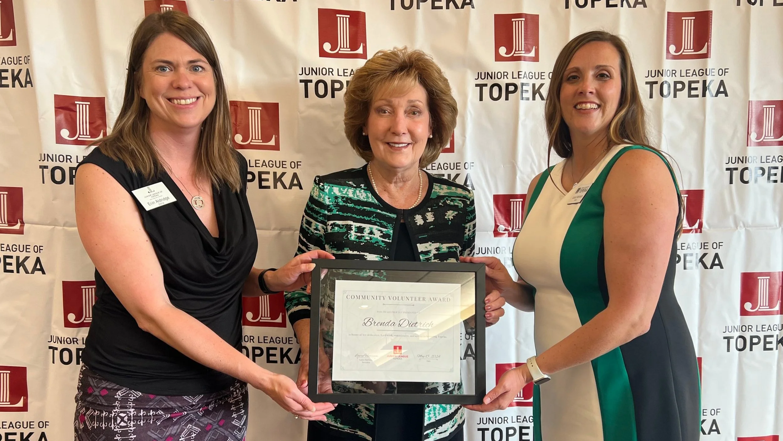 Senator Dietrich Receives Community Volunteer Award