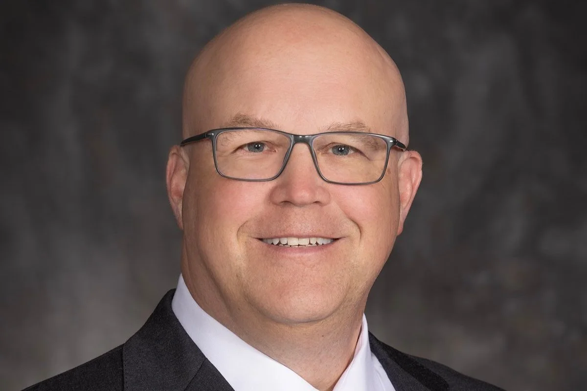  The University of Kansas Health System St. Francis Campus Welcomes Renowned Heart Surgeon, Dr. Stephen L. Dickson, Jr.