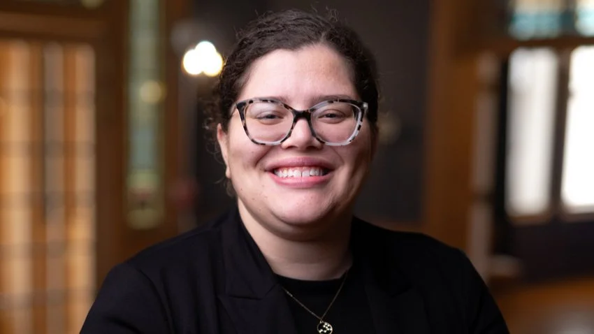 THAINA DOS SANTOS JENSEN | 20 Under 40