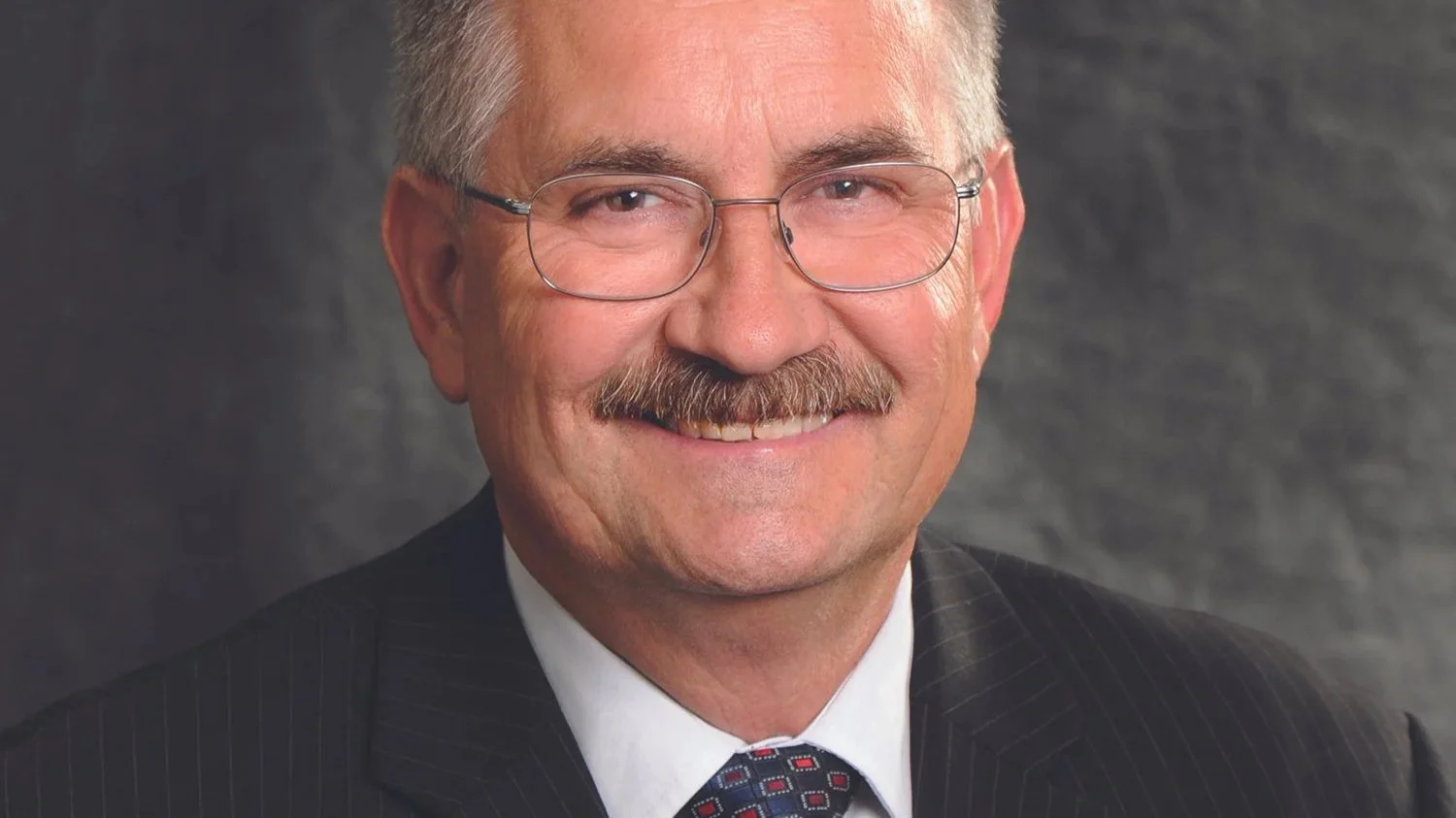Allan P. Towle, Executive Vice President of Heritage Bank to Retire