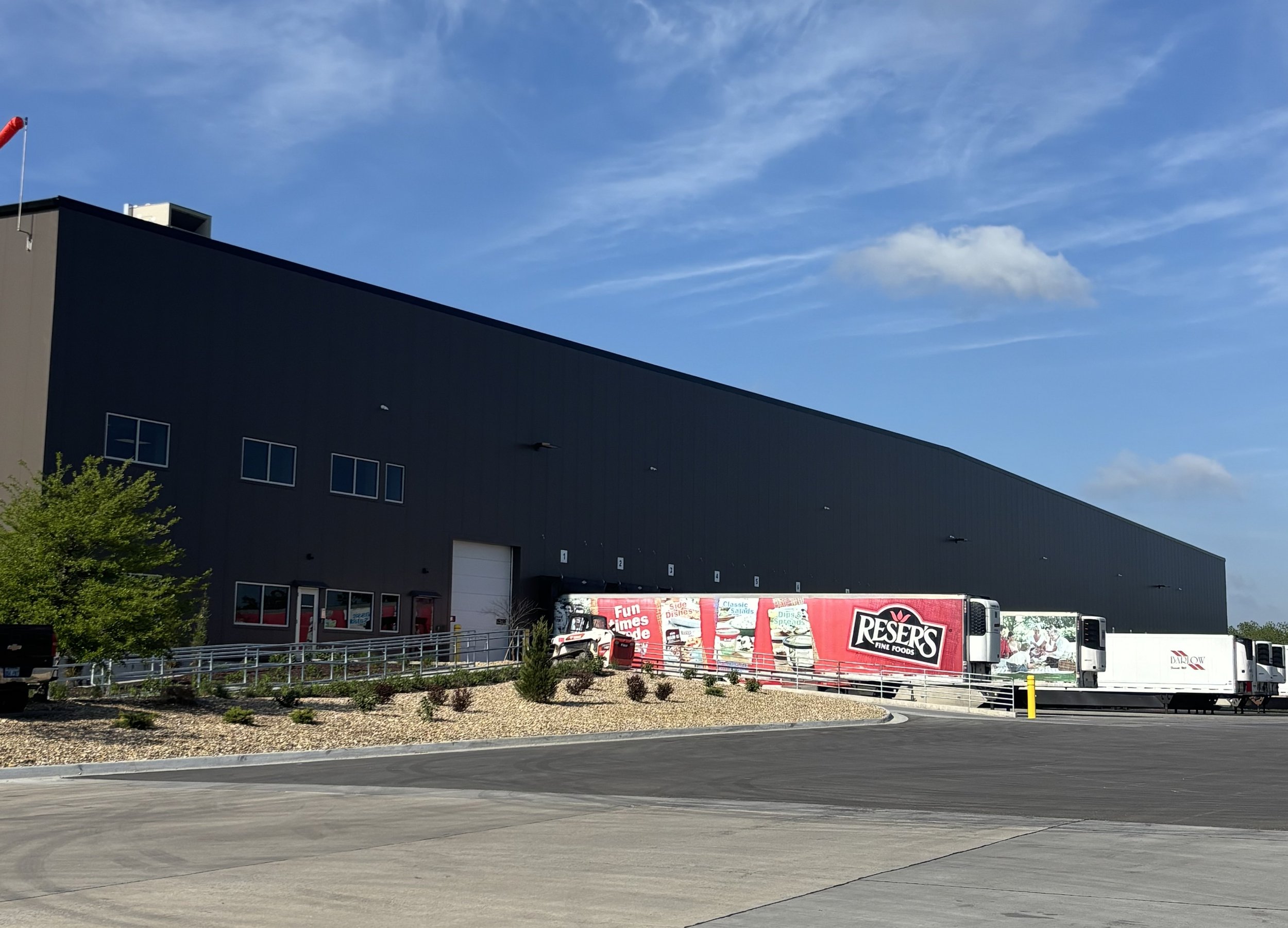 Reser’s Fine Foods Celebrates Opening of New Crossroads Distribution Center in Topeka
