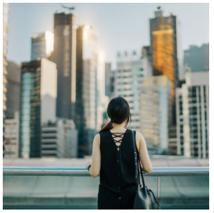 Working abroad could boost your salary by more than 1/3