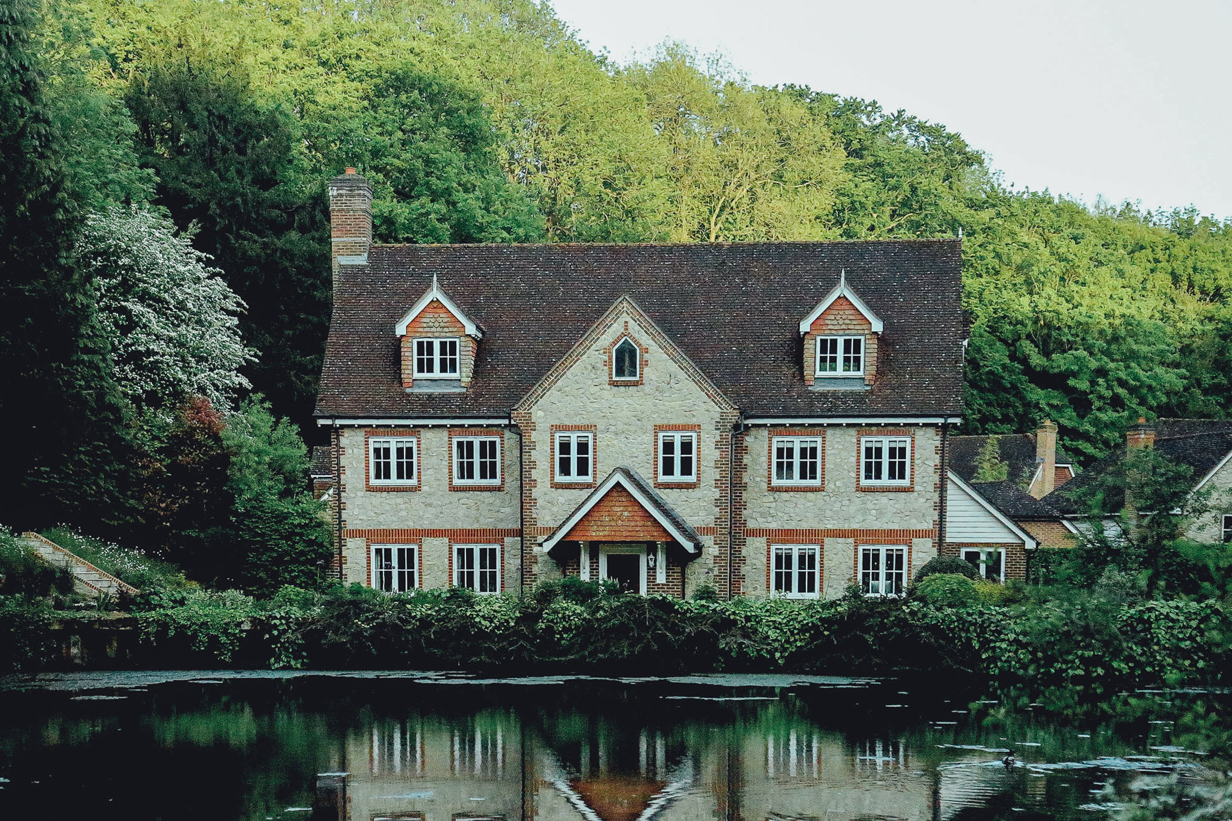 Working with Adam Montgomery at Findwell exceeded any of my expectations. As a first time homebuyer, I was not familiar with the terminology or the best process people to involve. Right away Adam was incredibly friendly and took time to sit down wit
