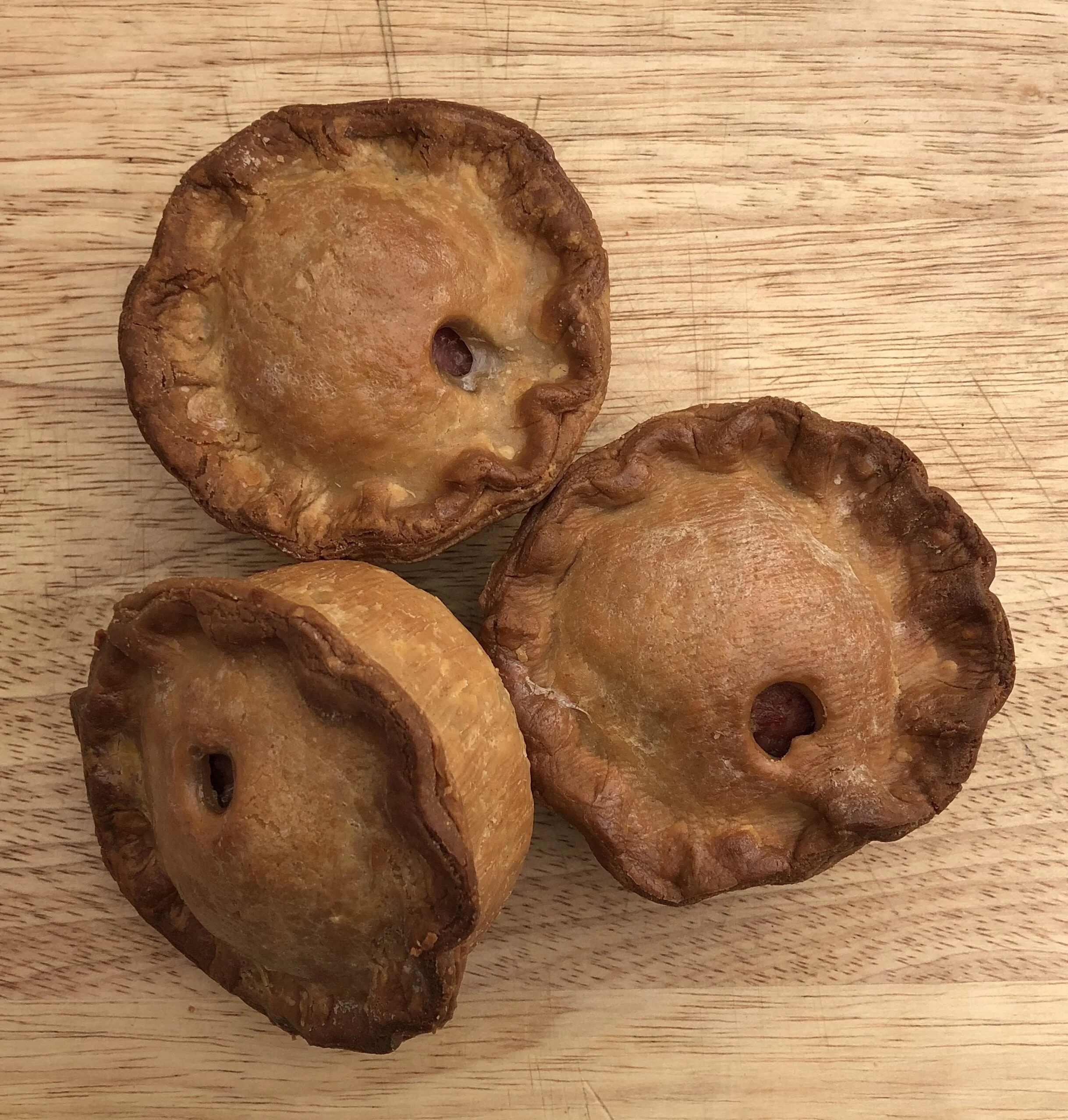 1E11A648-9451-4592-A760-CB5B3C401553