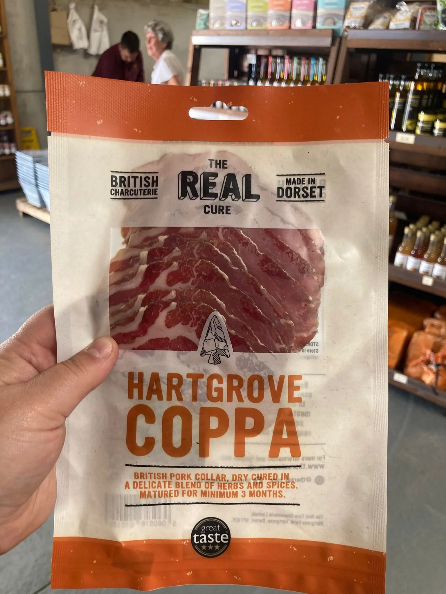 WhatsApp Image 2025-10-22 at 21.31.17 (6).jpeg