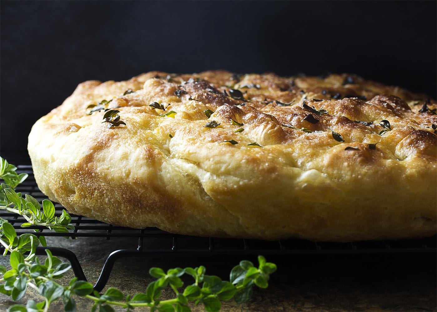 garlic-thyme-no-knead-focaccia-3.jpg