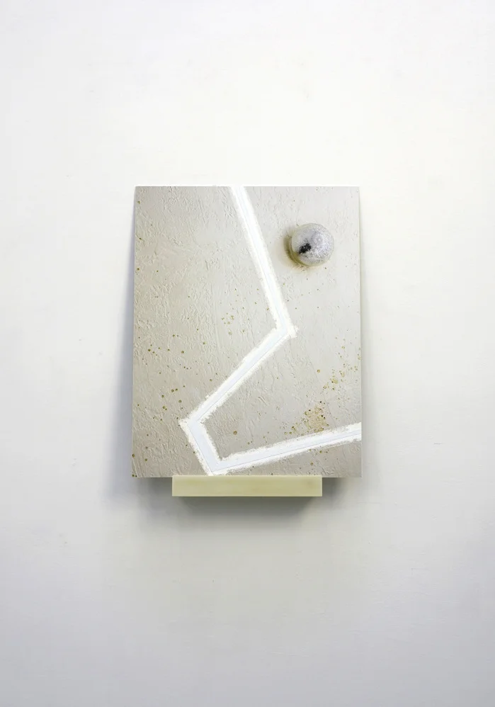 Geometria Concretus (12-37), pigment print mounted on aluminum, gouache, cast polyurethane, hardware, 2012, panel: 22 x17”, shelf: 3 x 11 x 3”