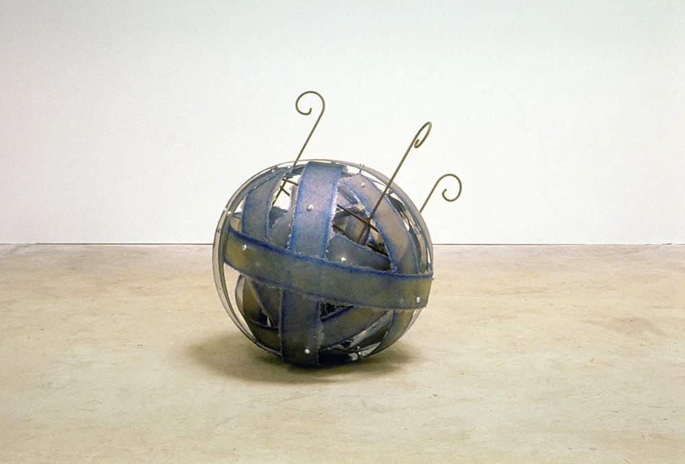 Circum et Circum (Around and Around), 26" x 20" x 20", fiberglass, metal, fasteners, rubber, wax, 1989
