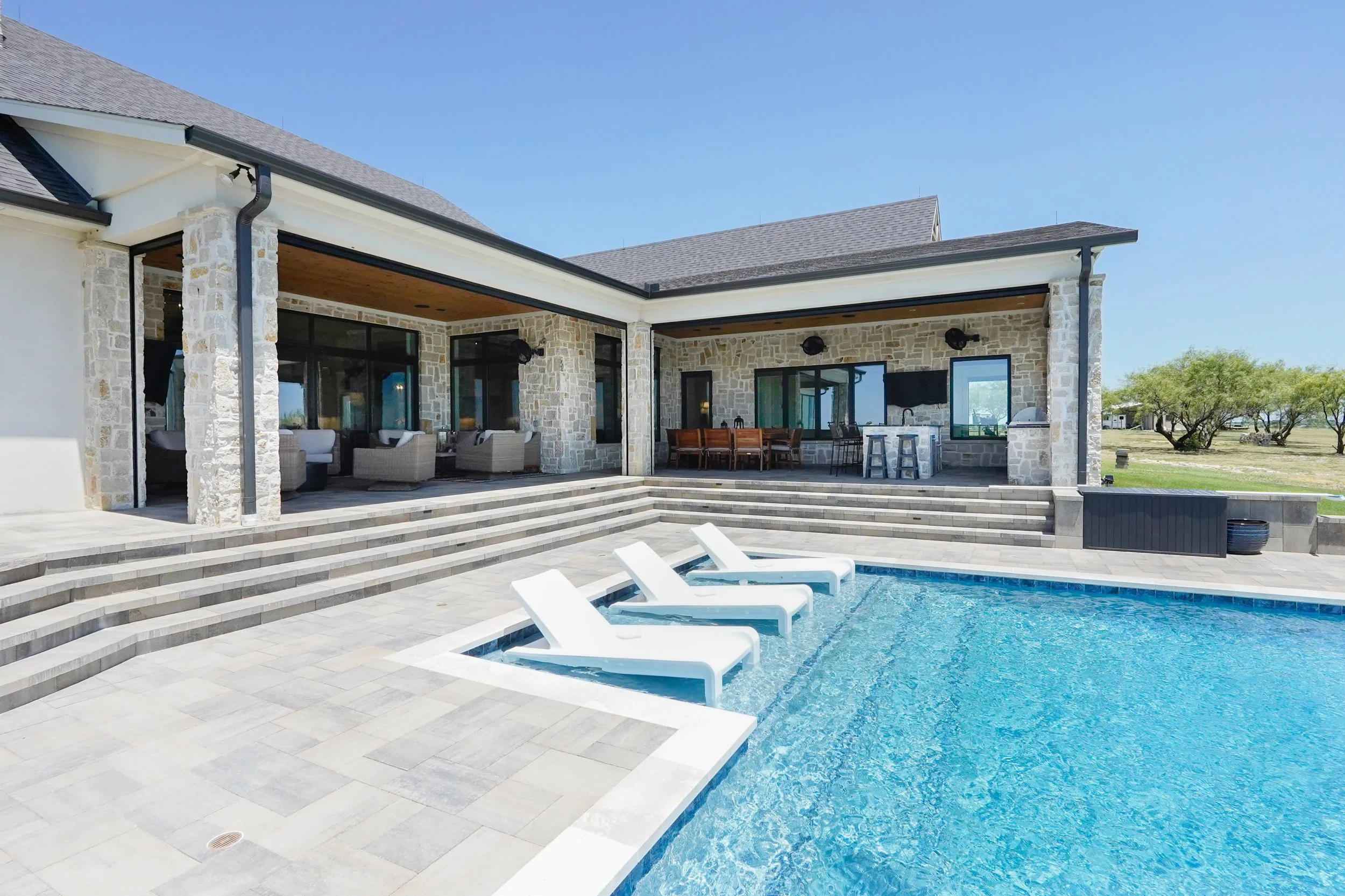 Pool & Patio.jpg