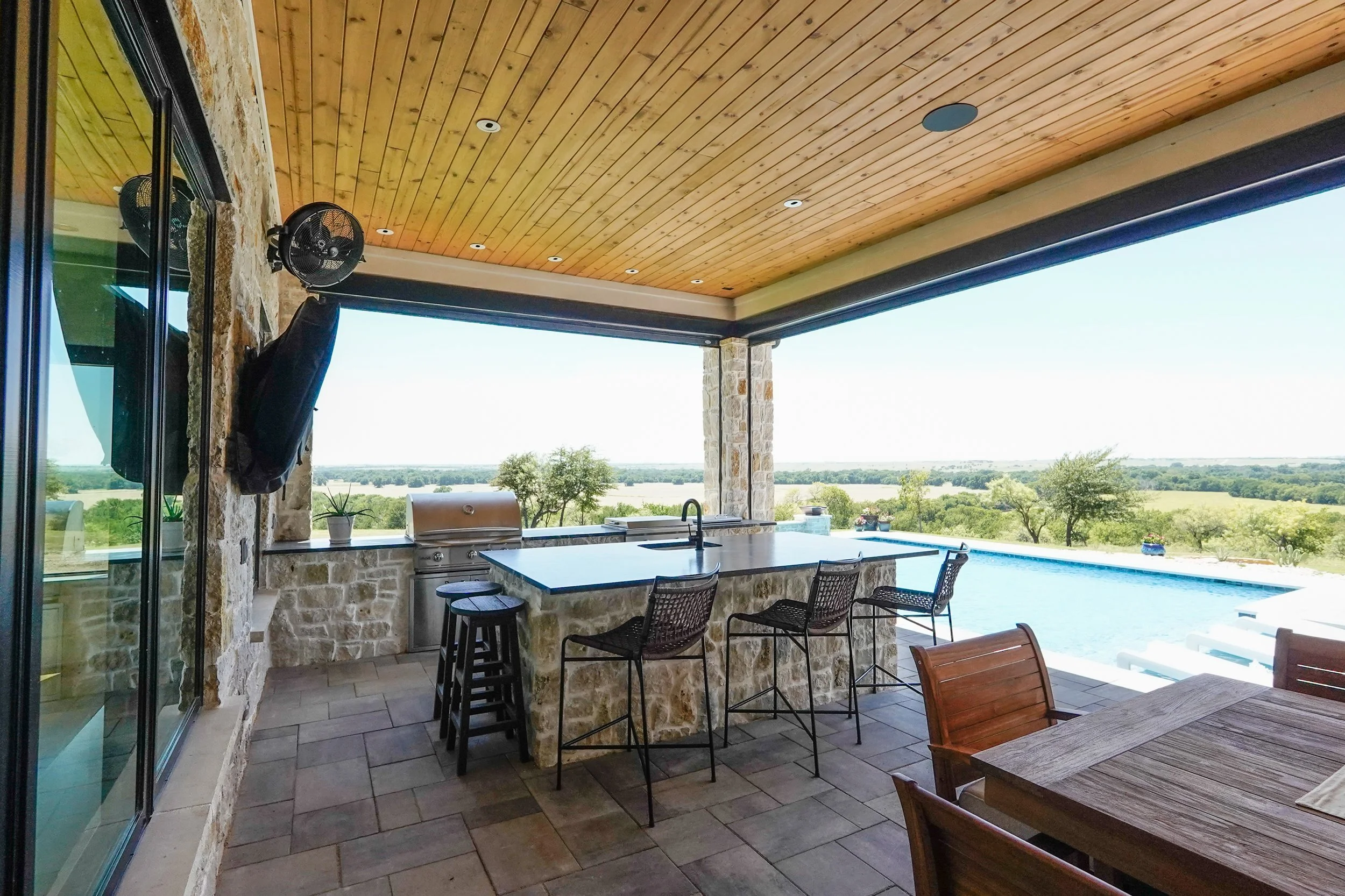 Outdoor Kitchen (2).jpg