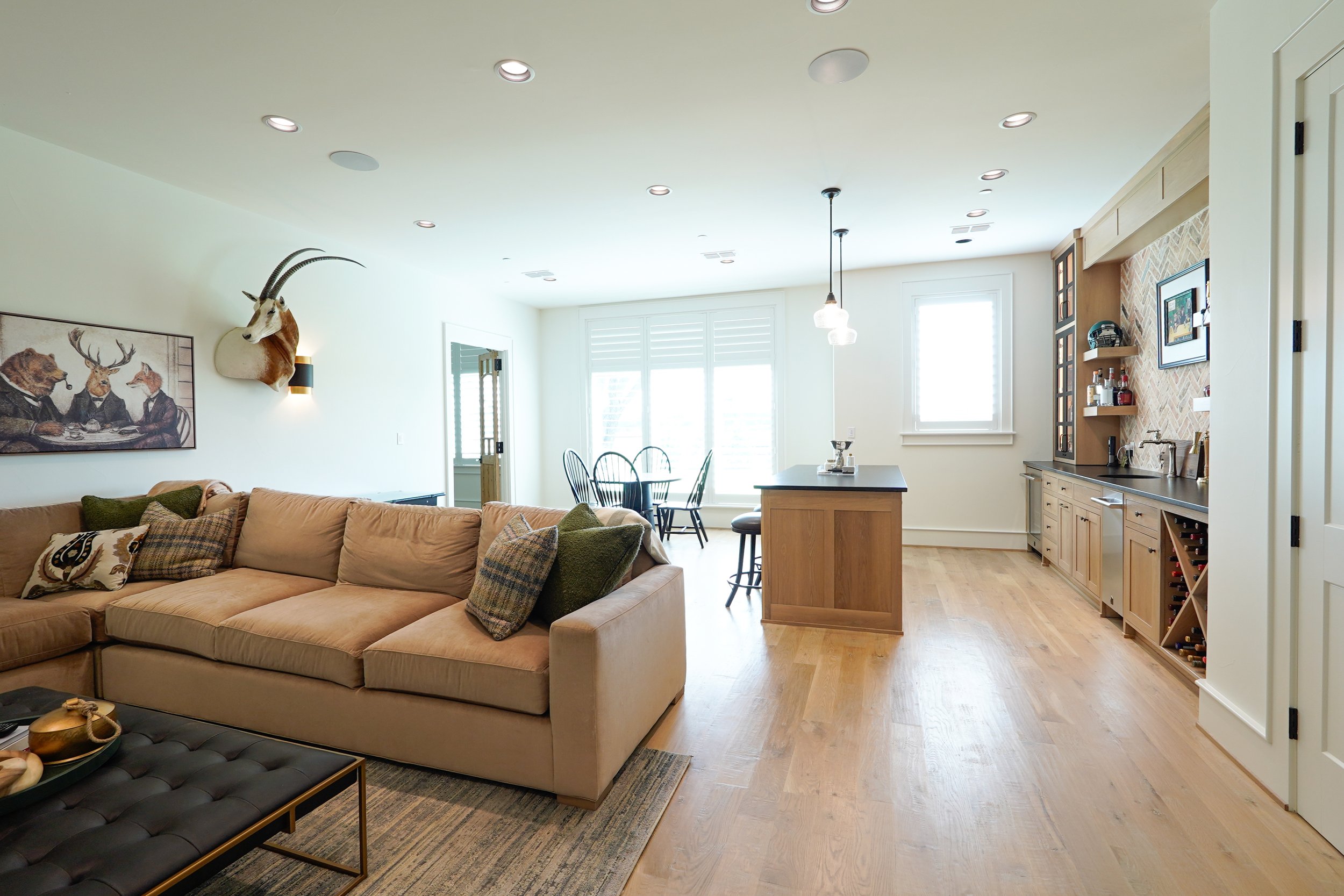 Bonus Room & Bar.jpg