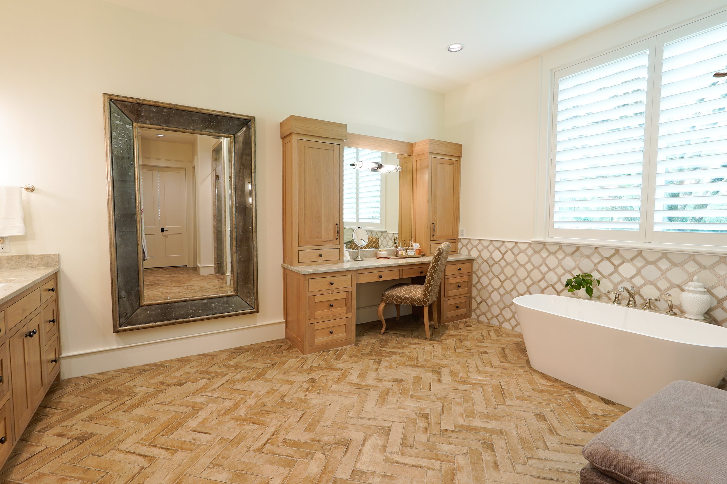 Master Batheroom - Vanity.jpg