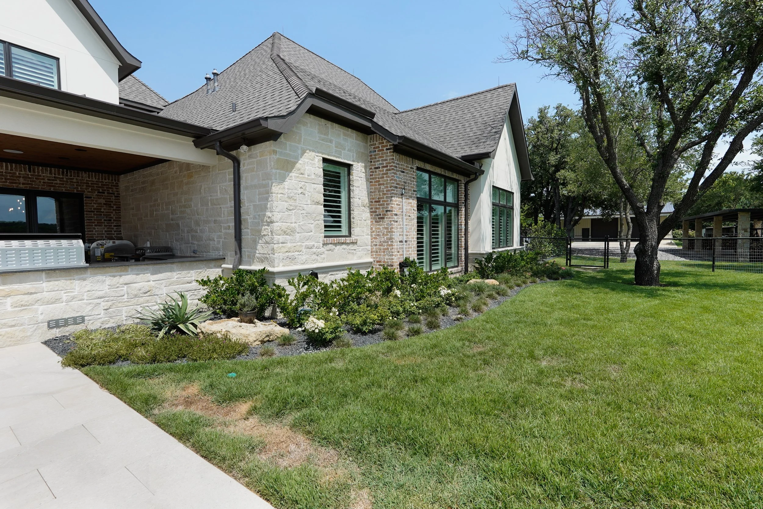 Exterio - Back of house.jpg