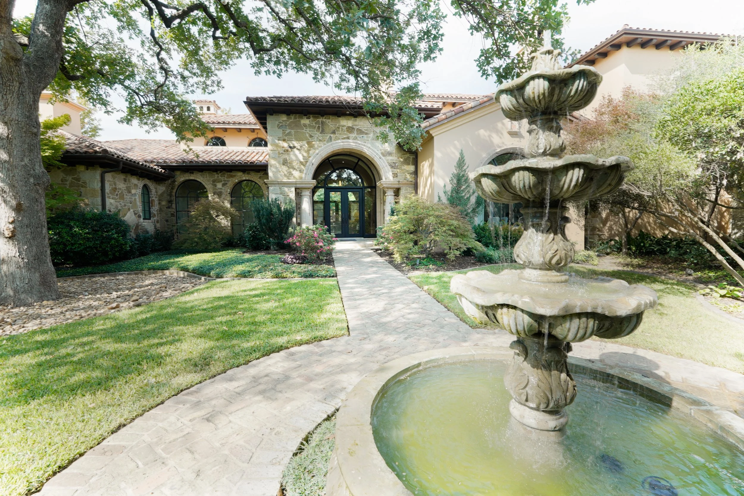 Front - Exterior (3).jpg
