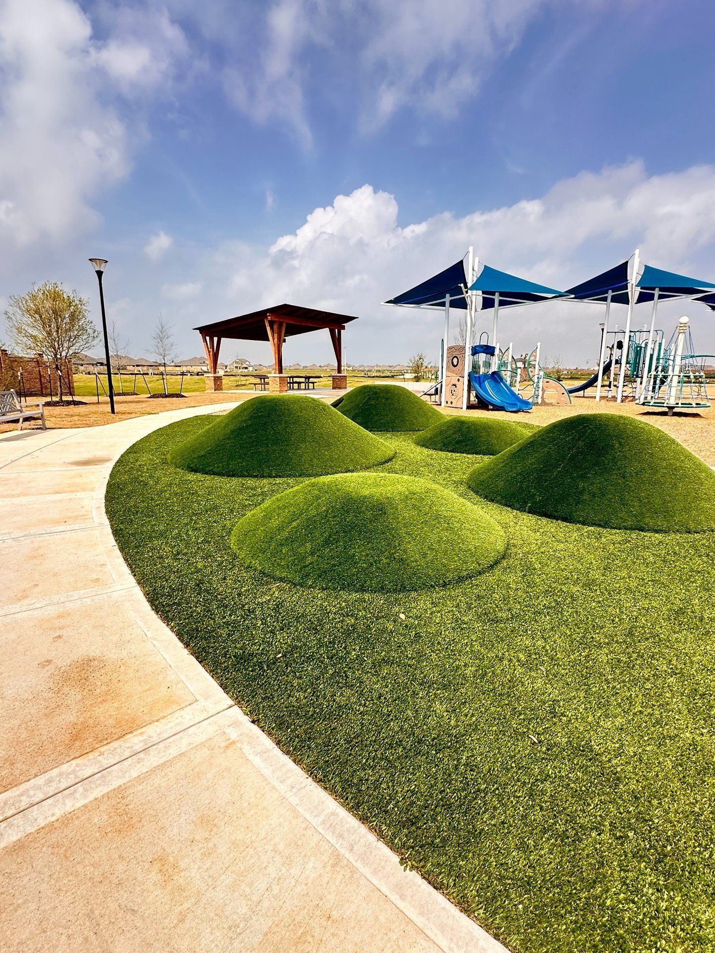 🌿Playground Grass is the safest surface for your little ones to play on! 🌈 Let them explore and let their imaginations run wild on this lush, vibrant playground paradise! 

#PlaygroundGrass #SafePlaygrounds #LetThemPlay 🌟 #austintx #atx #foreverla