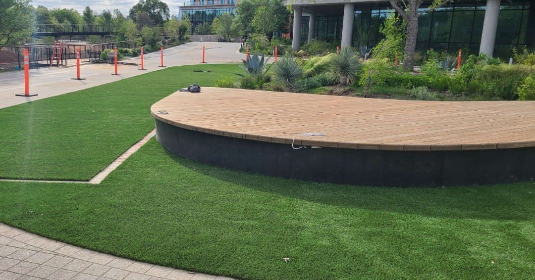 Experience the future of synthetic grass with ForeverLawn Select VR! Our installation process transforms any space into a lush, natural-looking landscape.

📞 us today to bring the stunning realism of ForeverLawn Select VR to your property! 

#Foreve