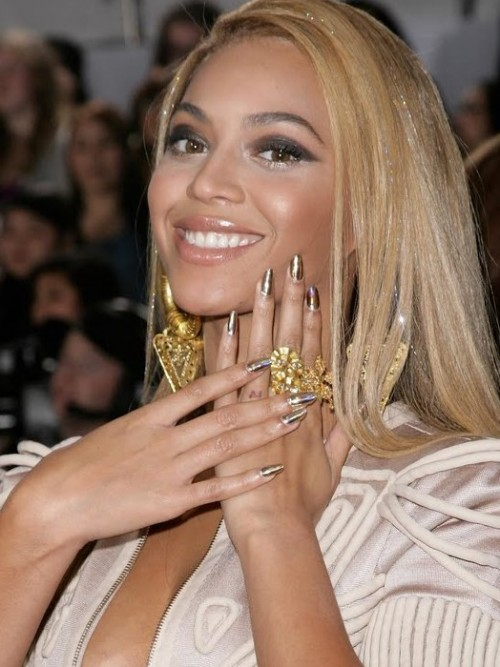 Frosted Metallics-Beyonce.png