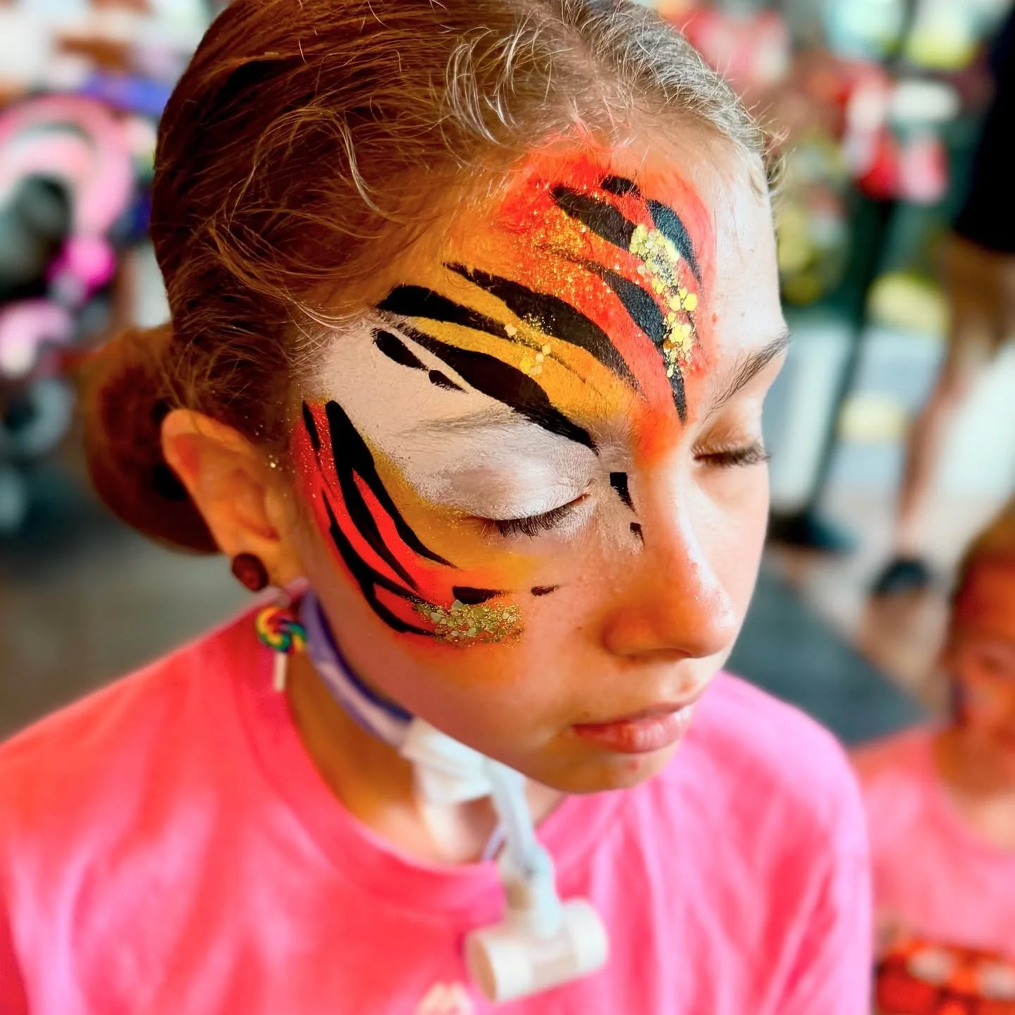 Home game Sundays are FAMILY DAY @hockeytowncafe 

Free Face Paint 11 am - 2 pm 🎨