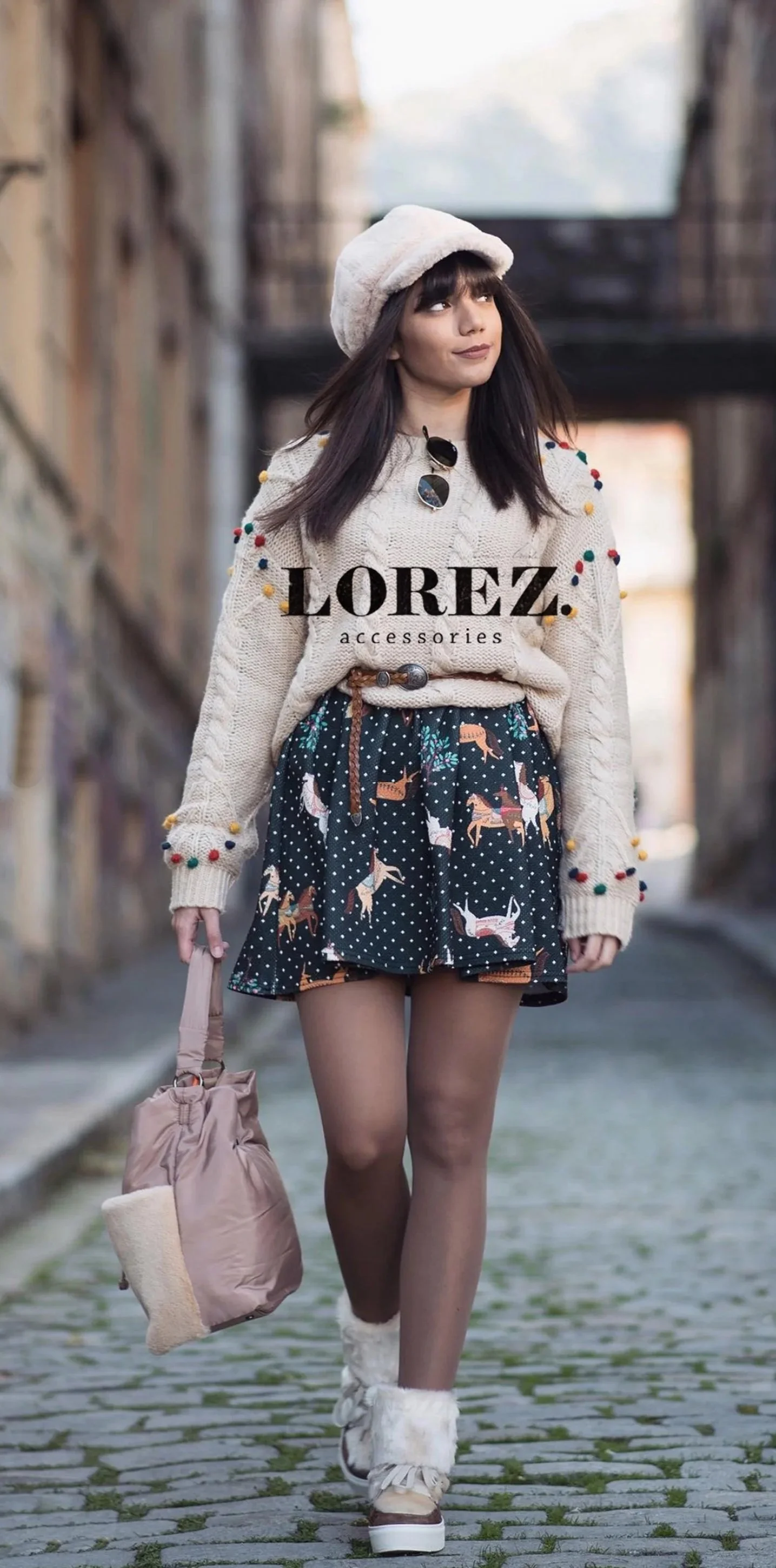 LOREZ+WALKING+GIRL+LOGO.jpg