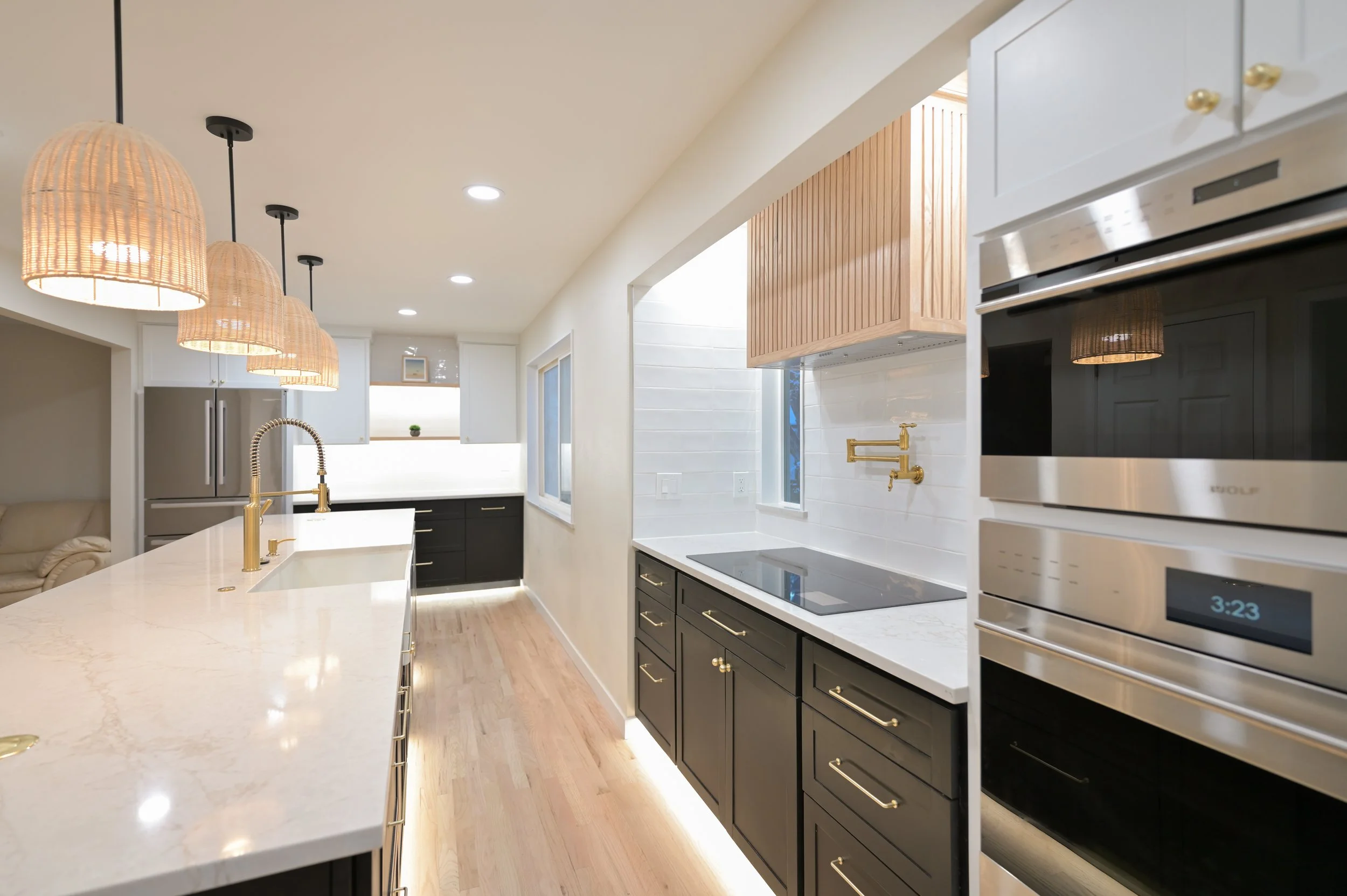 10035ECaley_Kitchen-1.JPG