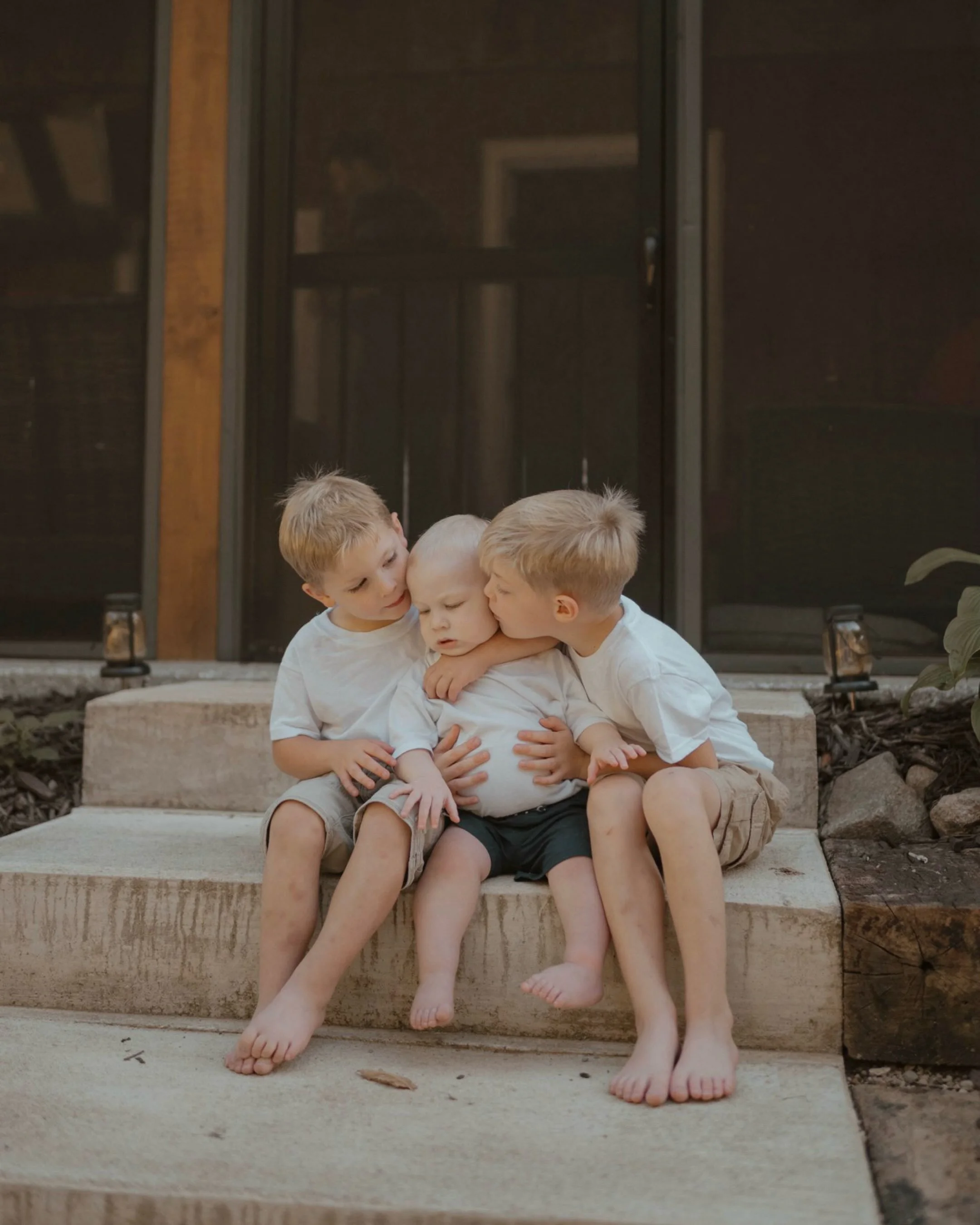Beasley Family 📷🖤🍂
.
.
Sone of my absolutely favorites people right here. Always so appreciative of them for letting me take photos at their property and welcoming me (and all other vendors) with open arms! 💕