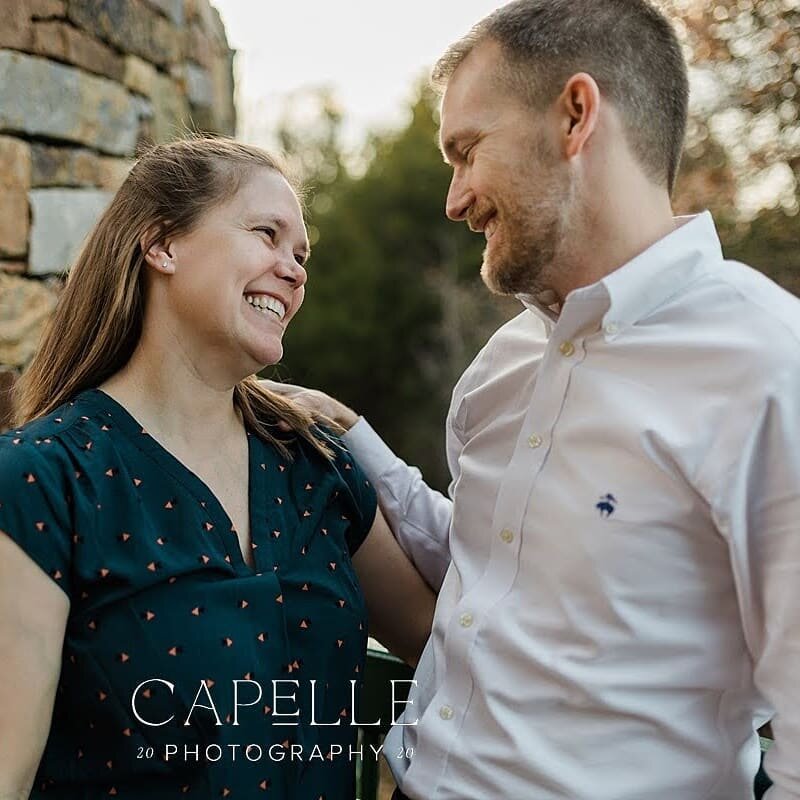 Headed to my Christmas present from this guy...two-step dance lessons! So excited!
.
.
.
.
.
#capellephotography #dancelessons #datenight #mommydaddydatenight