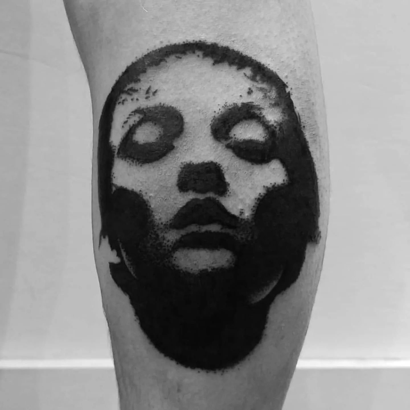 This one goes out to Converge fans. Sorry about the picture quality, my phone died around the time this was done and I lost 6 months of tattoo photos including the original of this one 💔

#nowoestattoo #nottinghamtattoo #nottingham #converge #blackt